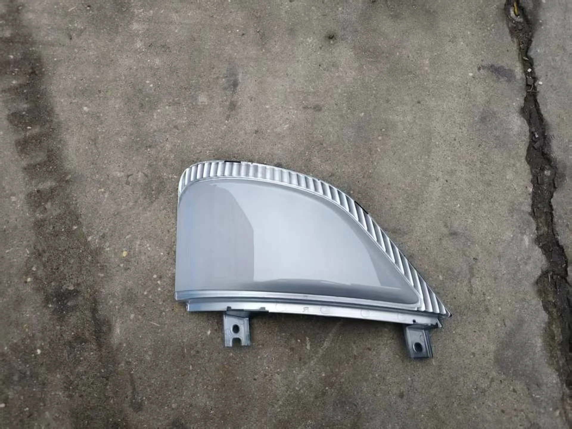 Chrome / Black Plastic Corner Panel for Isuzu NPR 700P