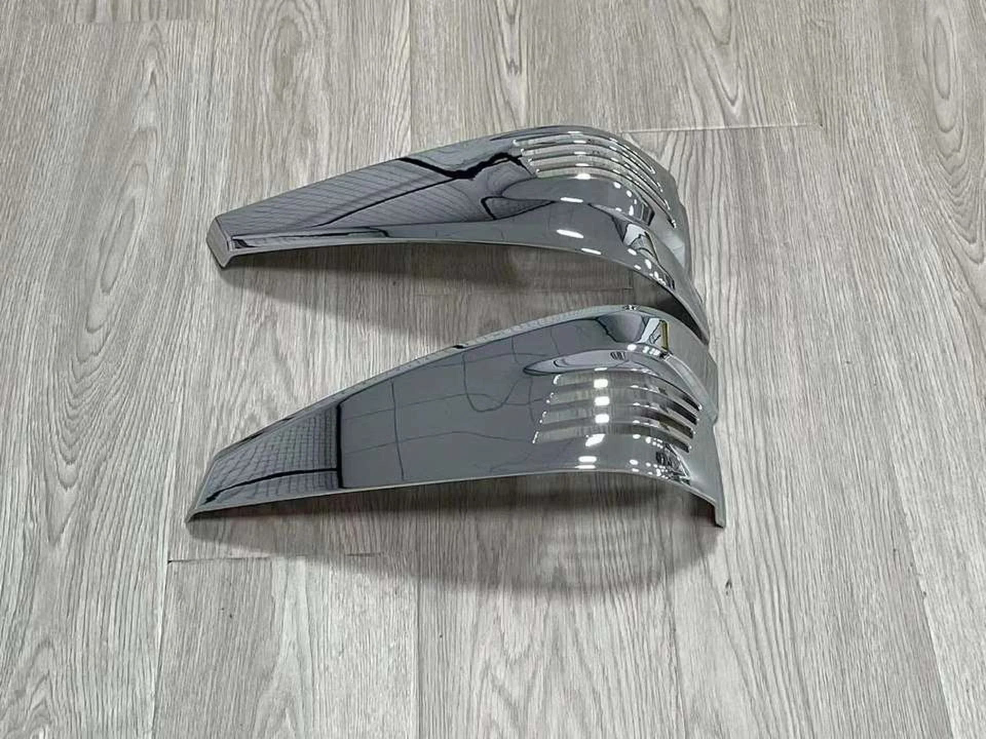 Chrome Plastic Head Lamp for Isuzu NQR 600P