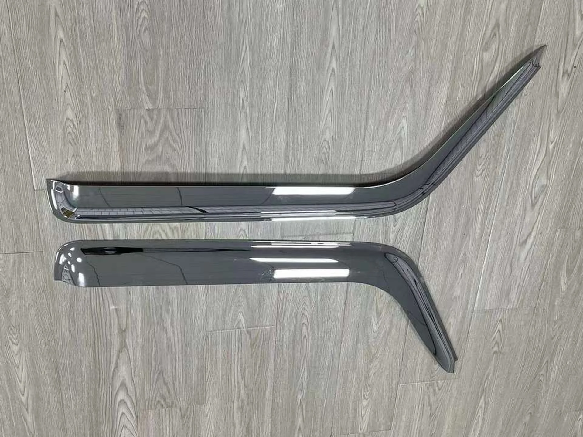Chrome / Black Plastic Rain Shield / Visor for Isuzu NQR 600P