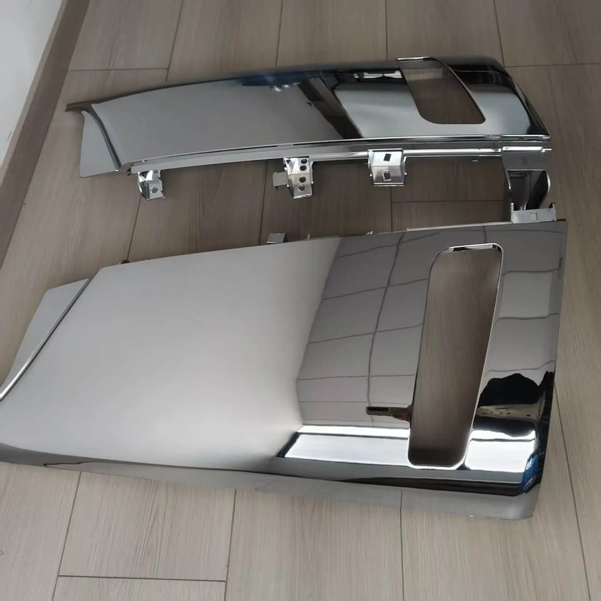 79*39CM Chrome / White Plastic Corner Panel for Mitsubishi FM1524 / FM65F