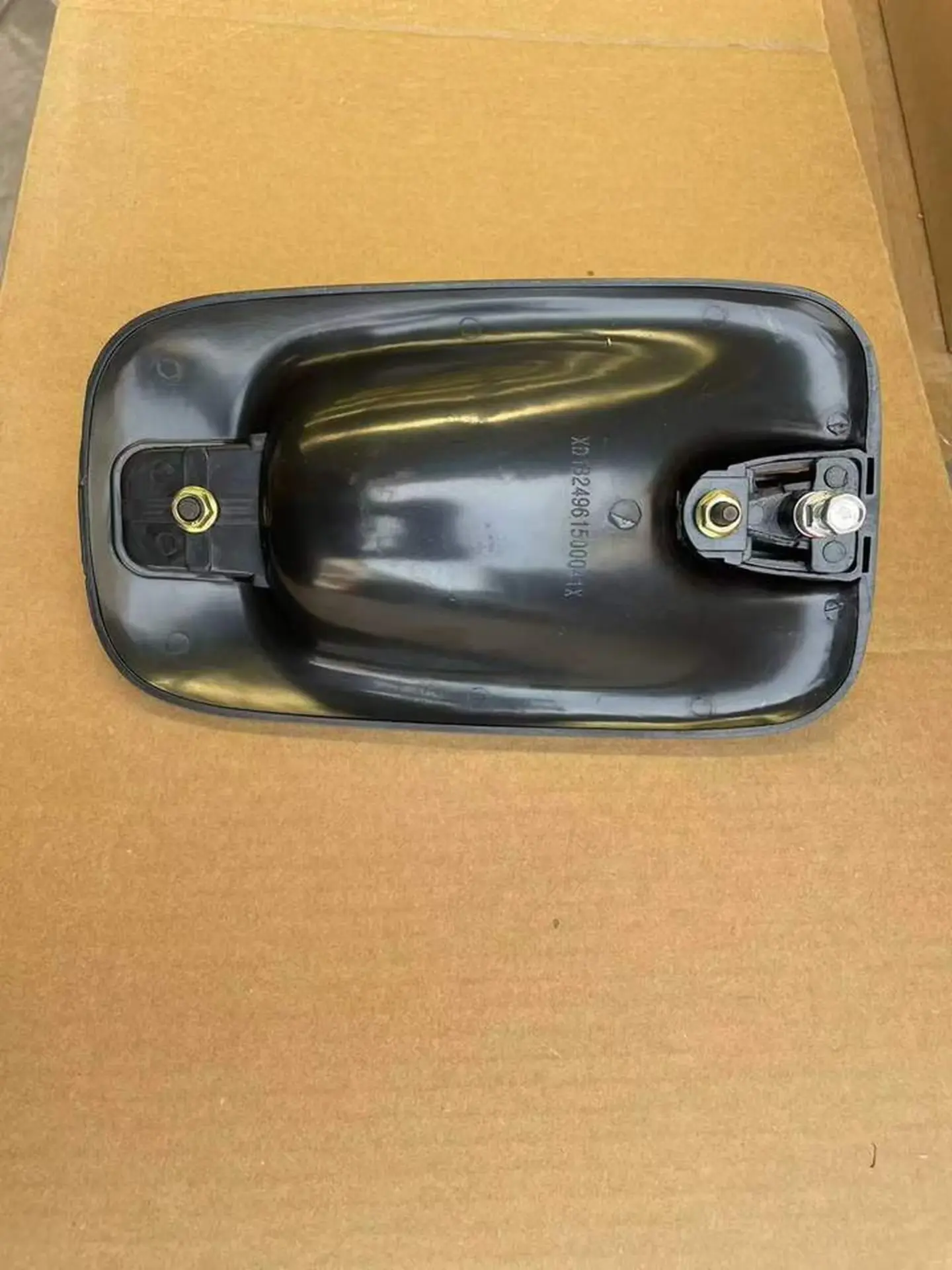 Black Plastic Door Handle for Isuzu Deca 270/320