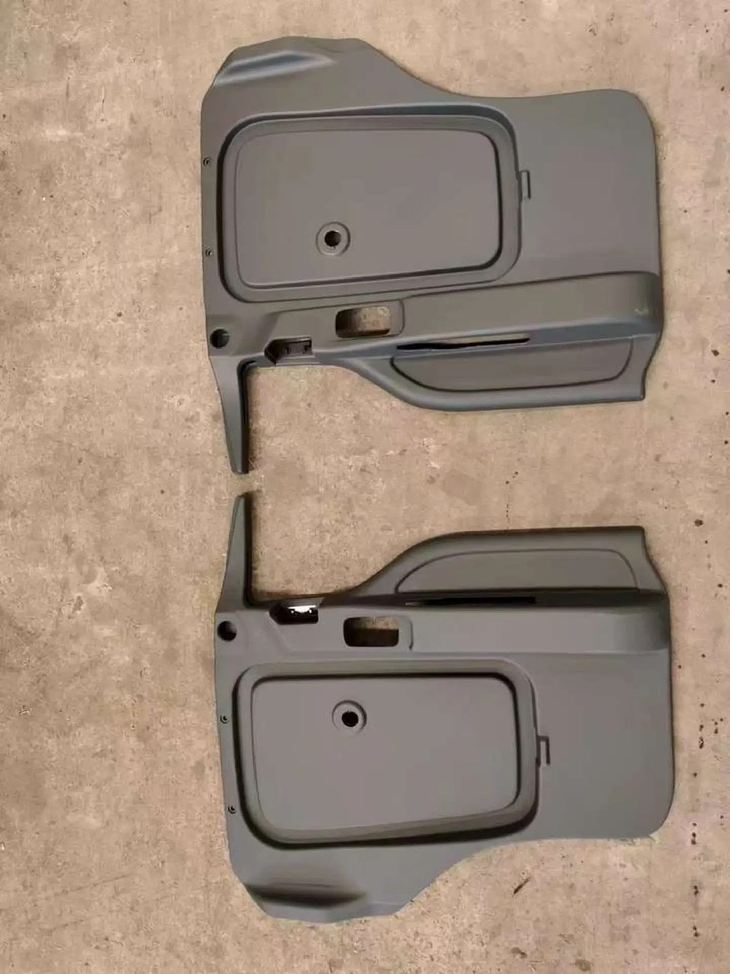 Gray Plastic Door / Window Trim for Isuzu Deca 270/320