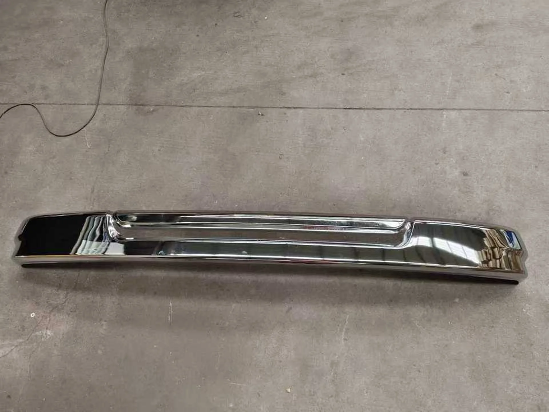 220CM Chrome Metal Bumper for Isuzu Deca 270/320