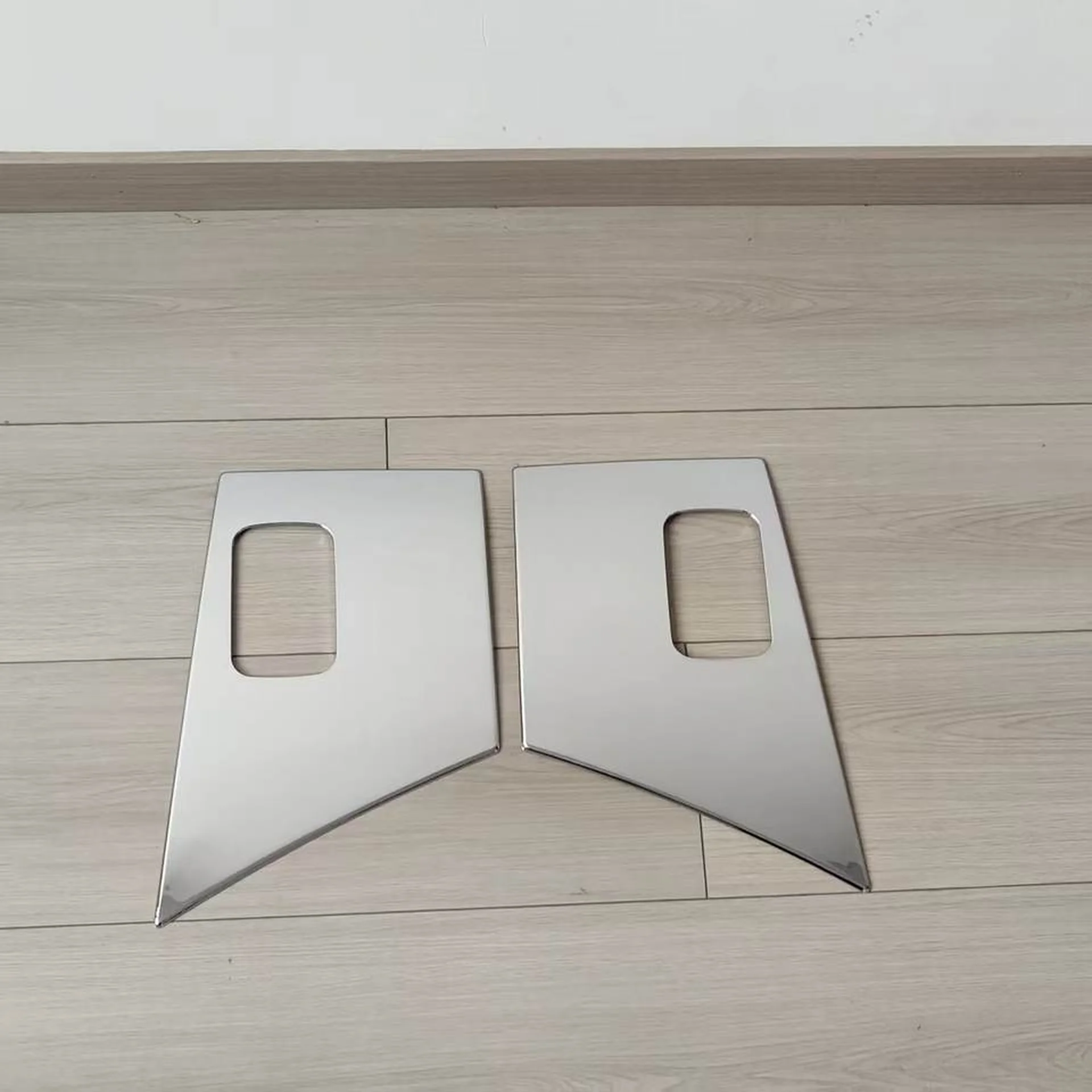 Chrome Plastic Door / Window Trim for Isuzu New Elf 2023