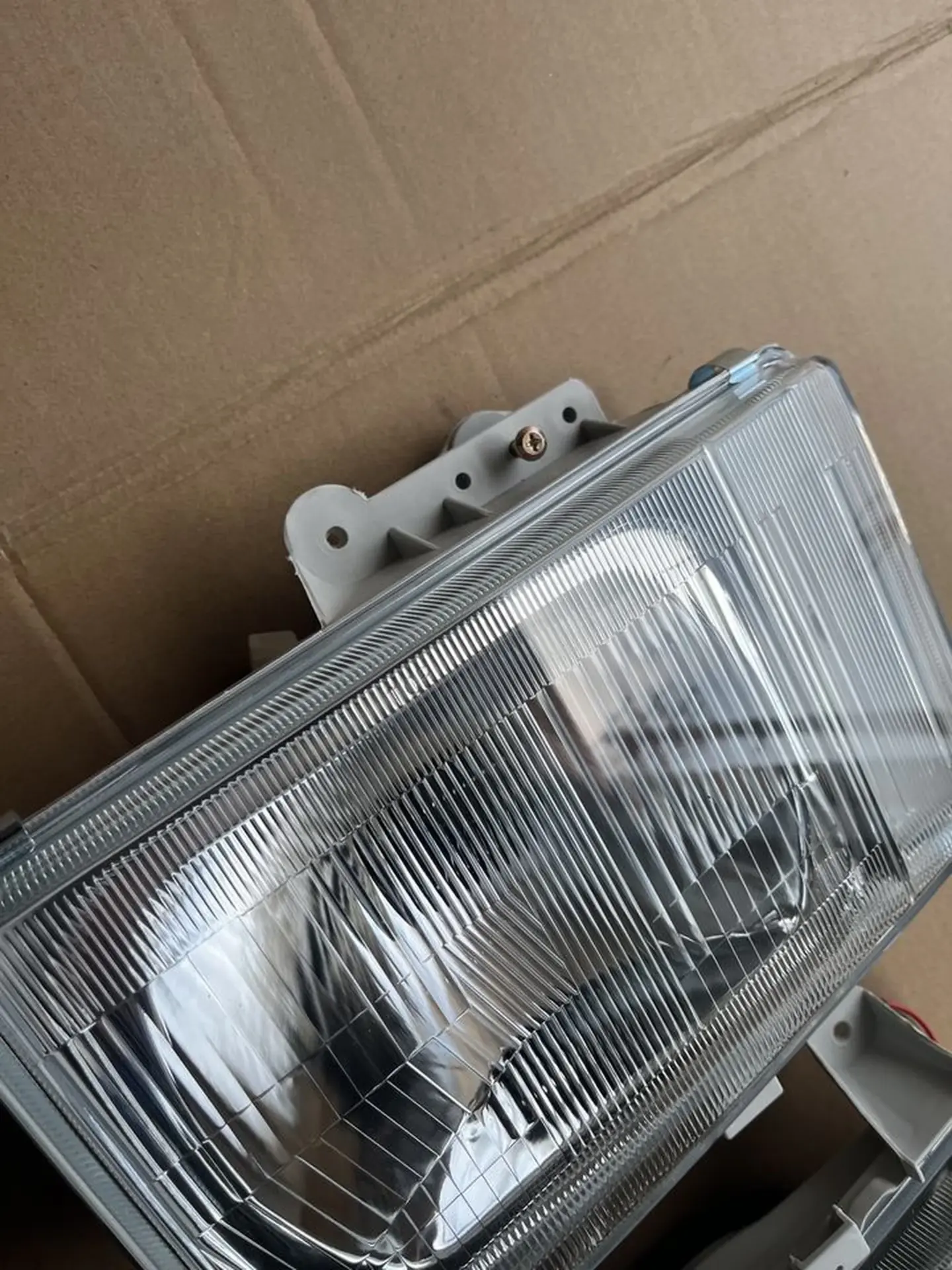 12V24V Plastic Head Lamp for Mitsubishi
