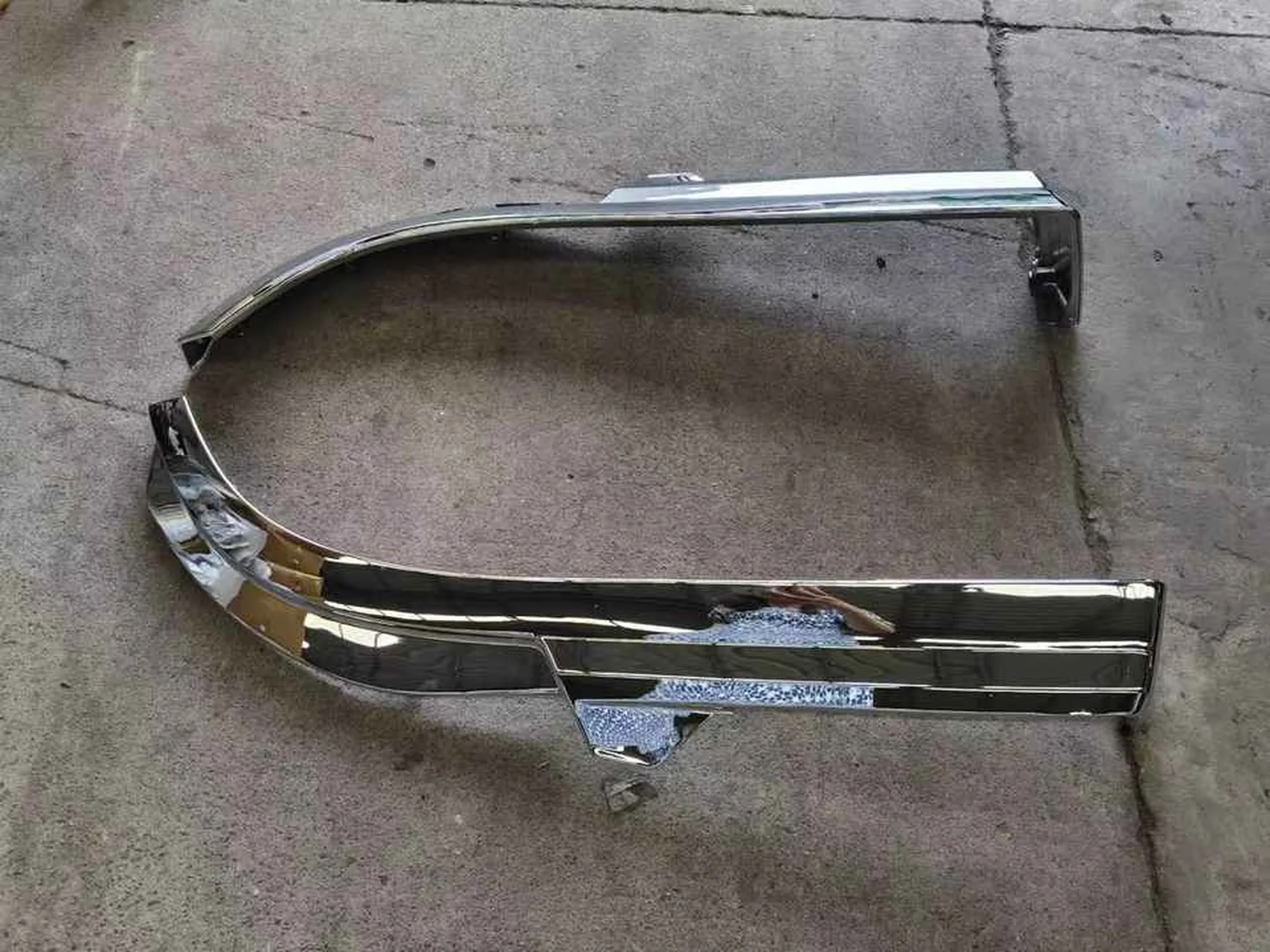 120CM Chrome Plastic Fender / Mud Flap for Mitsubishi Fuso F380