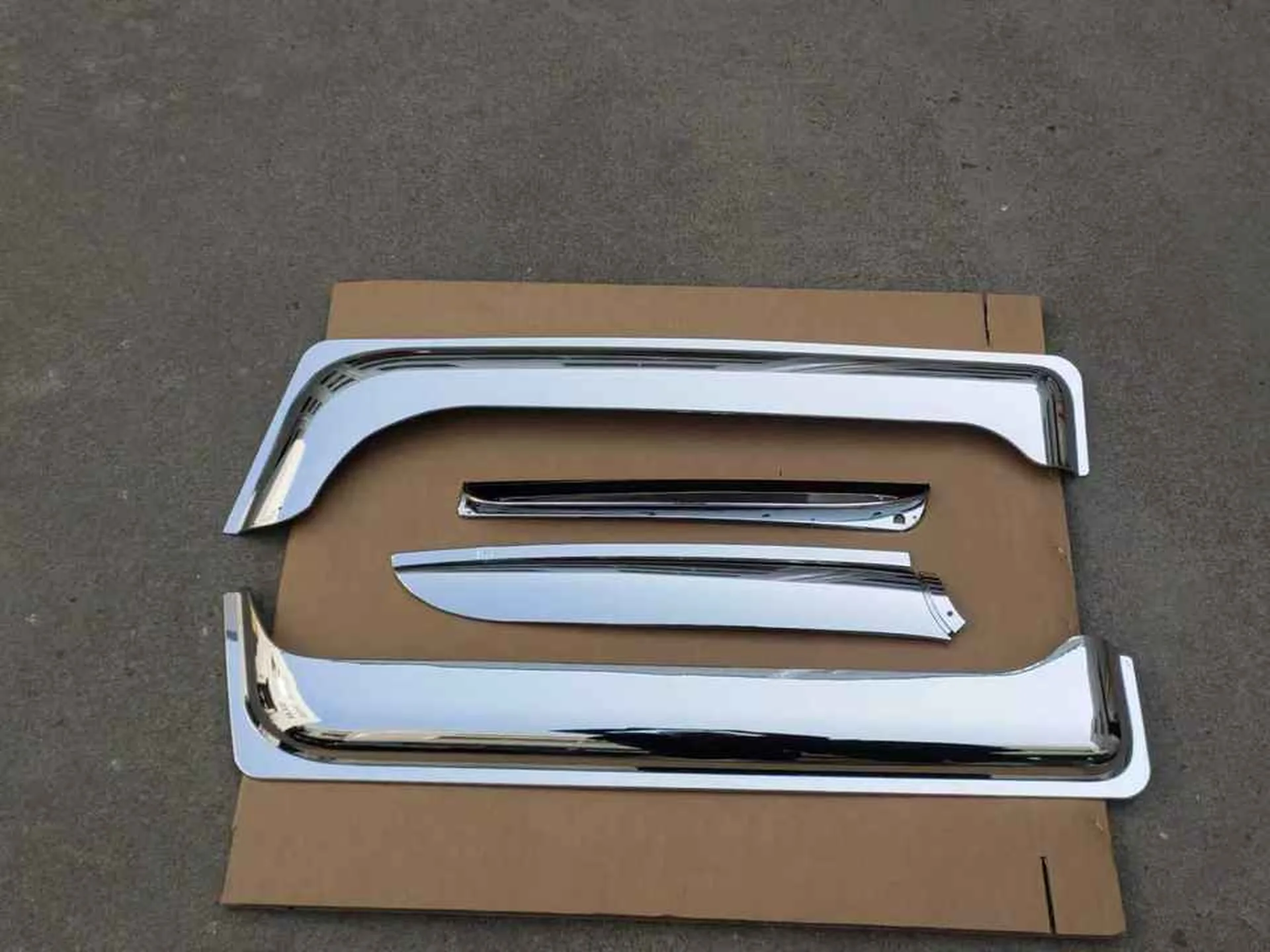 Chrome Plastic Rain Shield / Visor for Mitsubishi Fuso F420