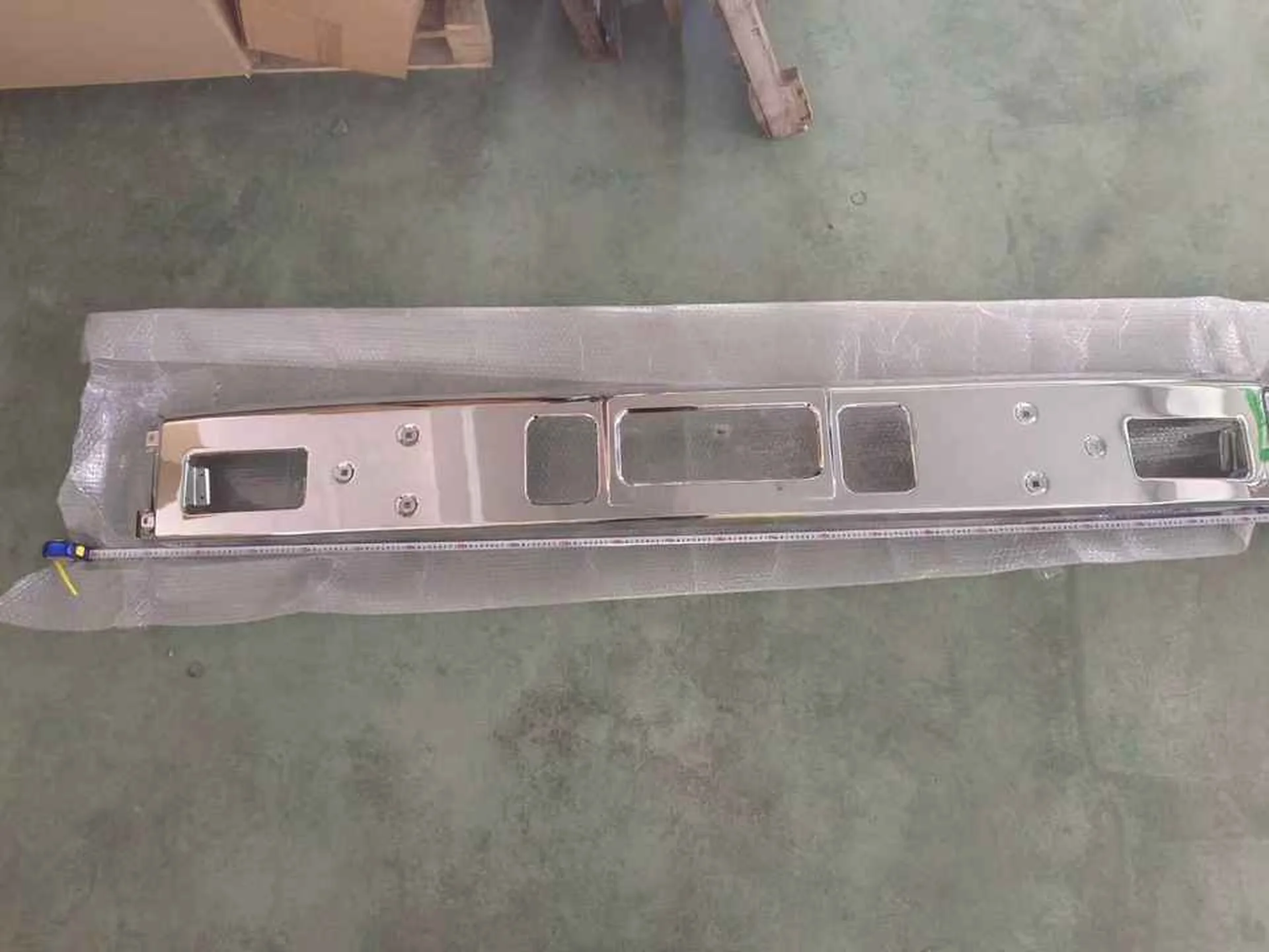 Chrome Metal Bumper for Mitsubishi F320 / F330