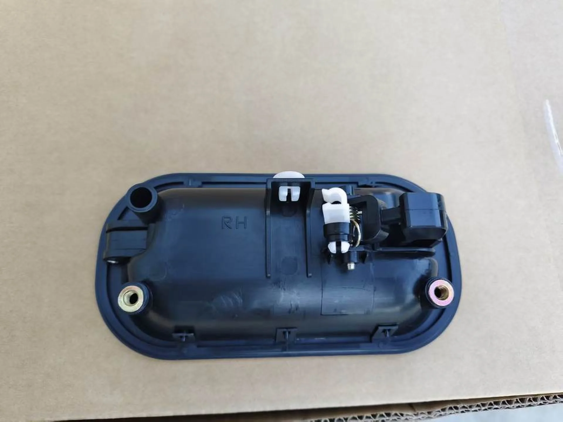 Black Plastic Door Handle for Mitsubishi FE647 / FE511