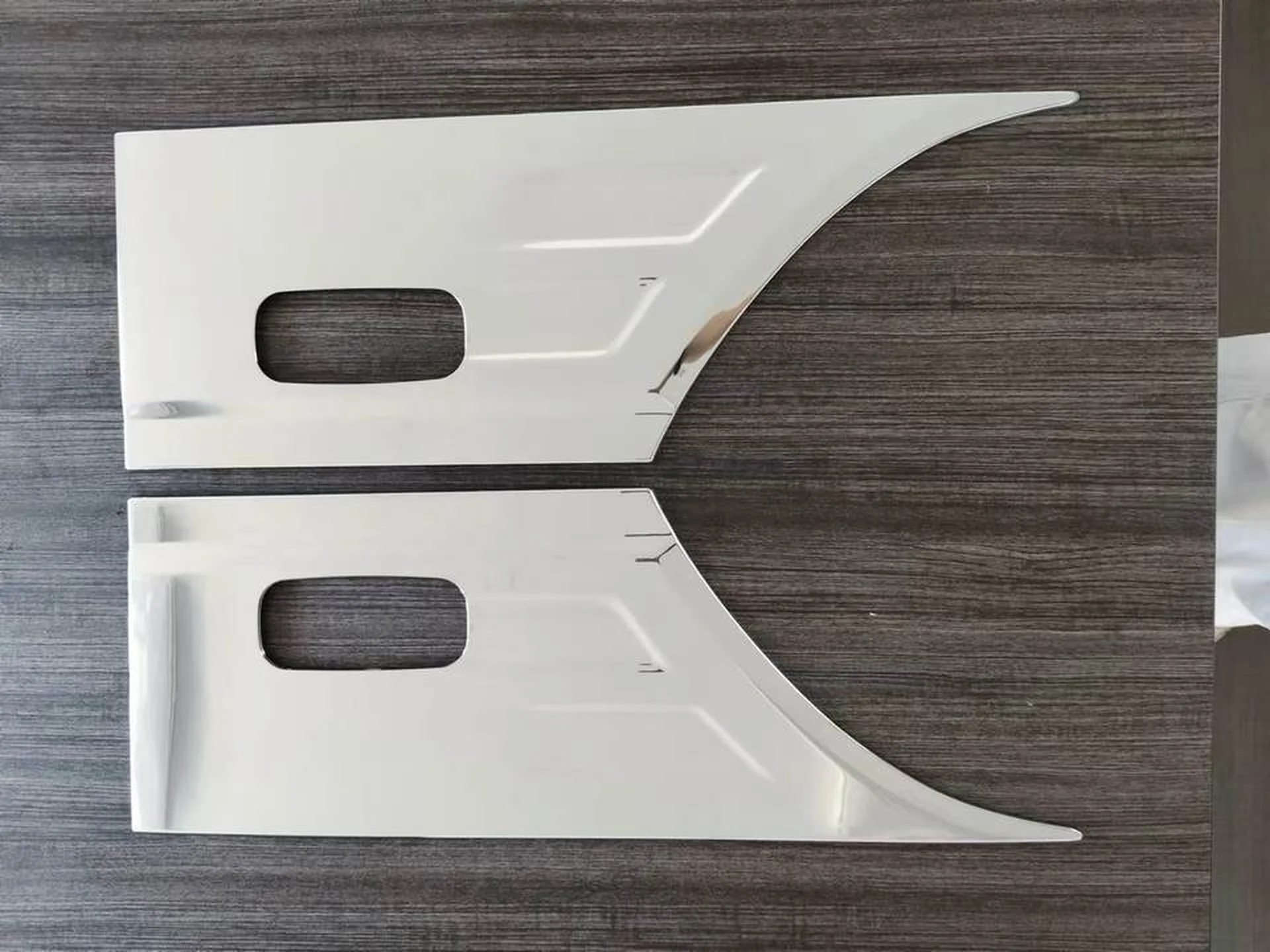 Chrome Plastic Door / Window Trim for Mitsubishi Fuso 2020