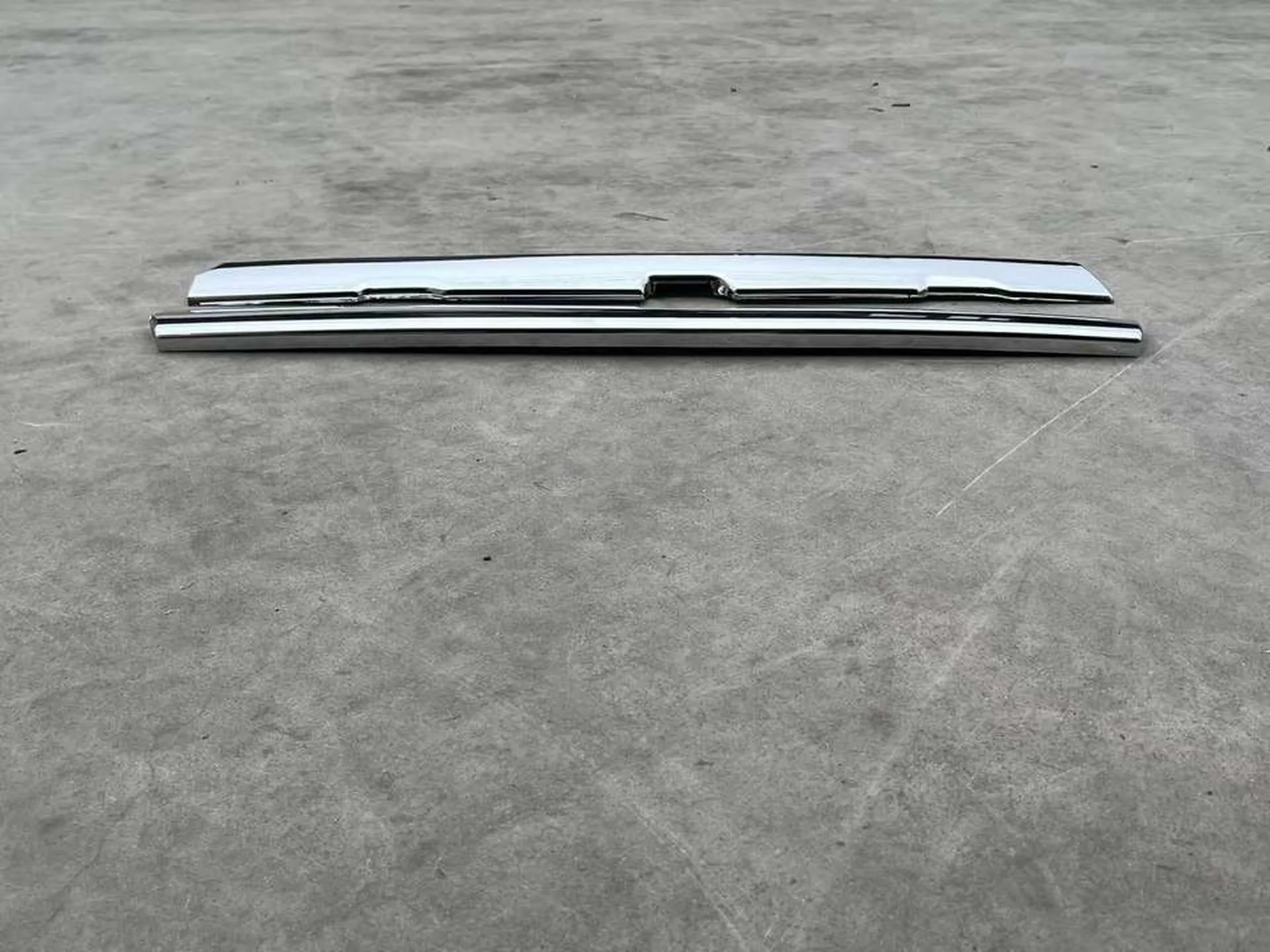 Chrome Plastic Bumper for Mitsubishi Fuso 2017