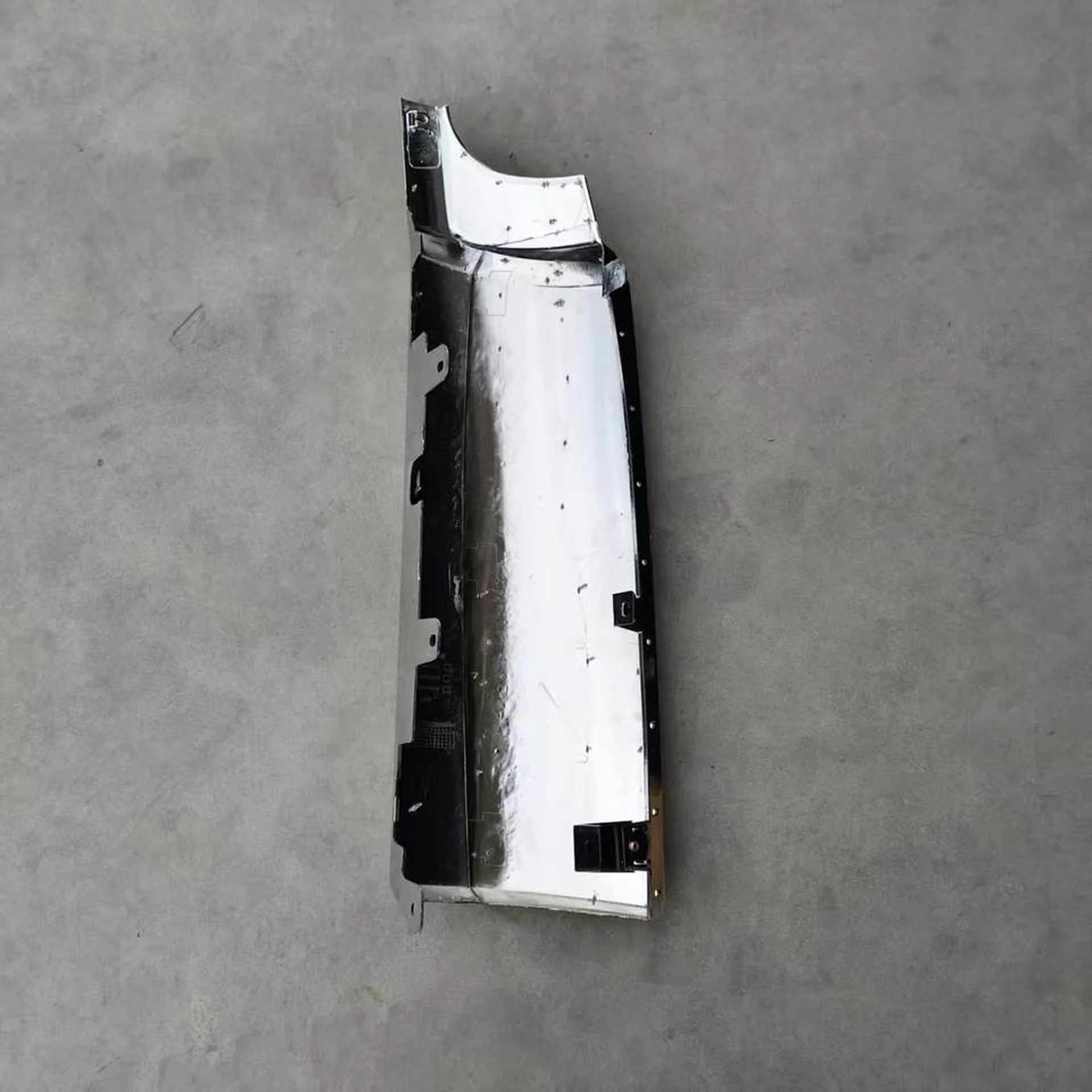 Plastic Corner Panel for Nissan