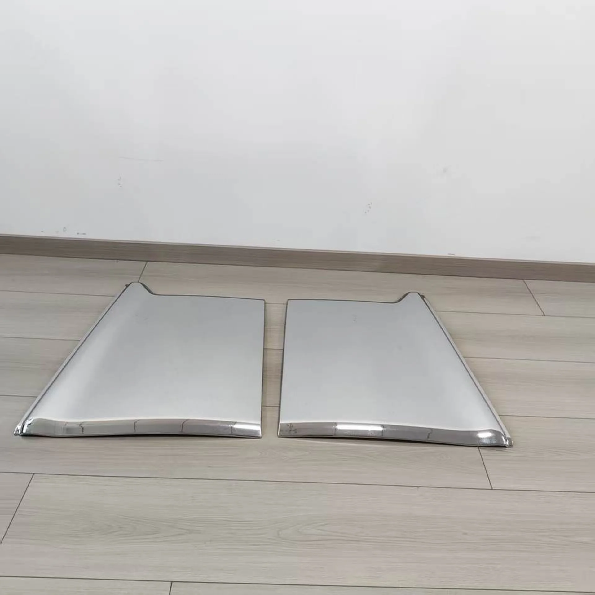 Chrome Plastic Front Panel / Garnish for Nissan UD Generic