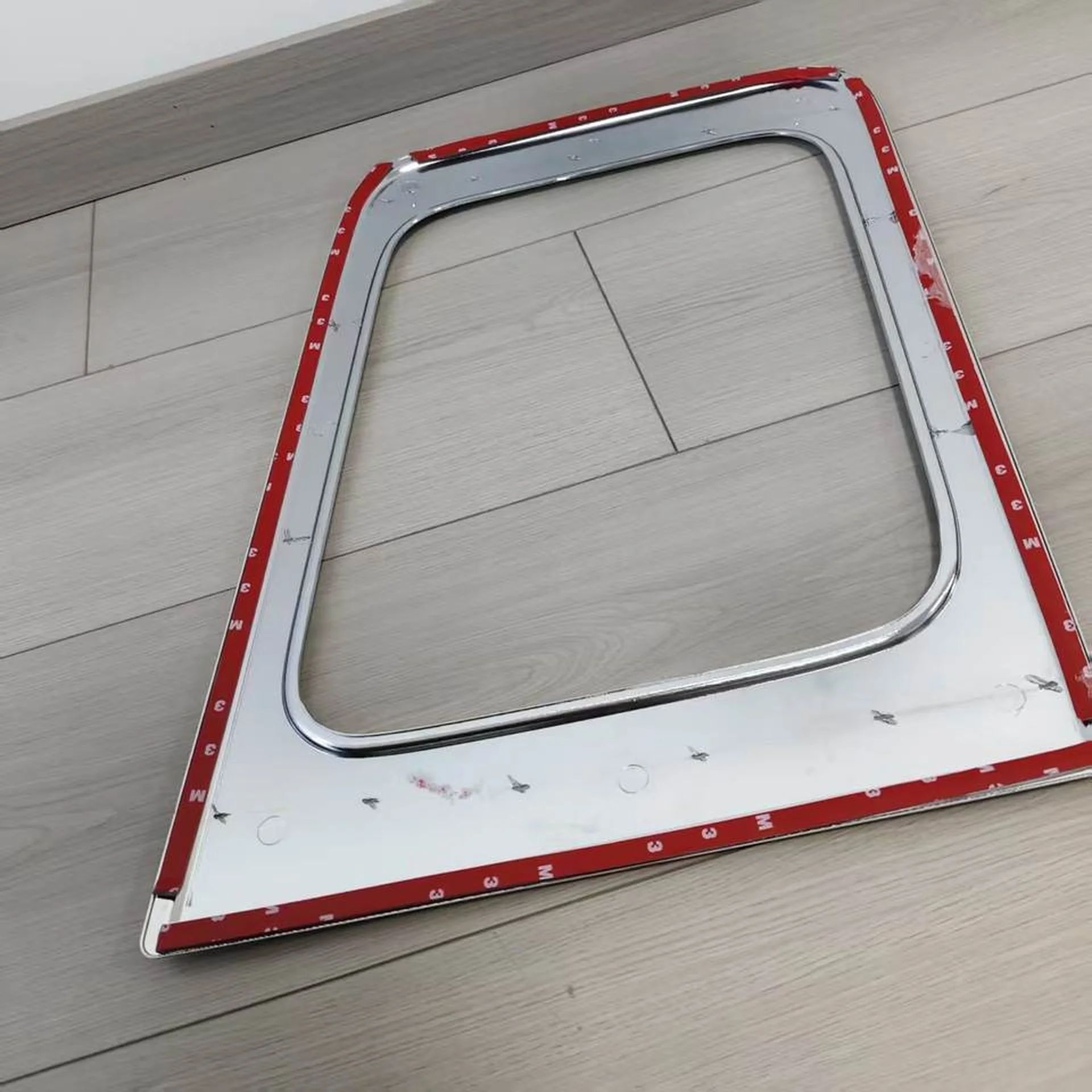 Chrome Plastic Door / Window Trim for Nissan UD / Quon