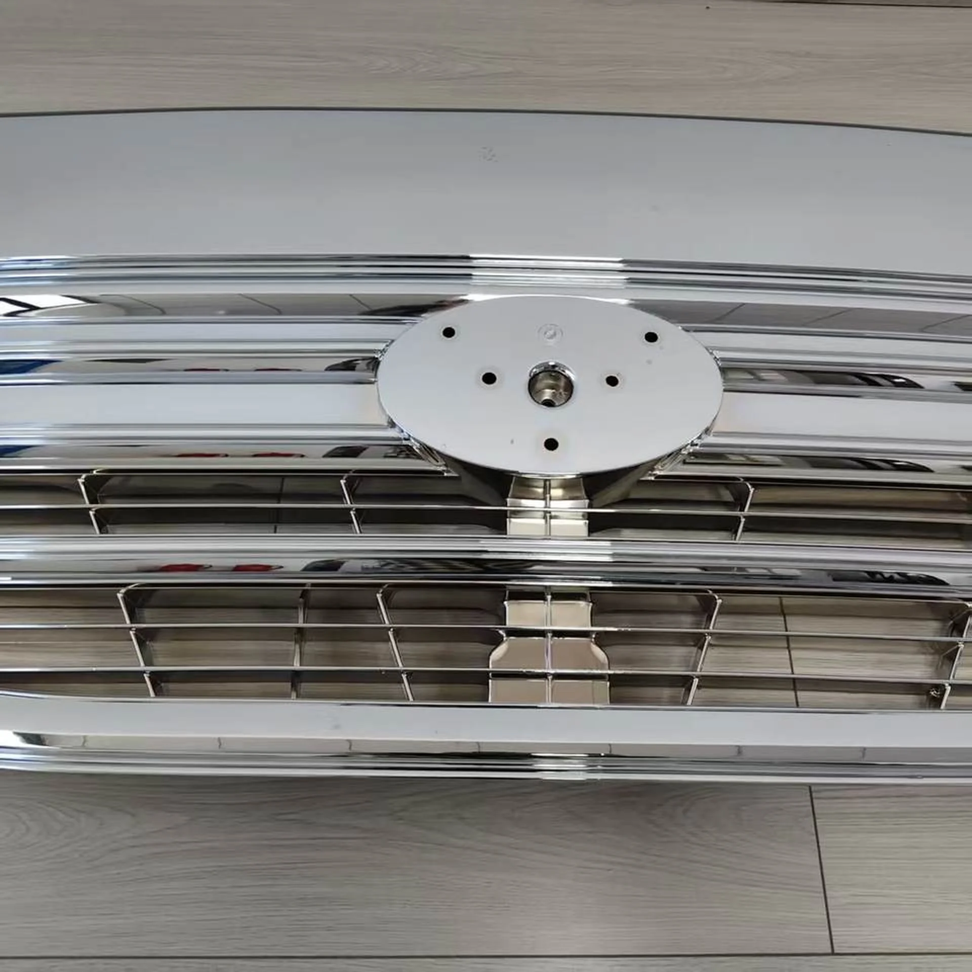 130CM Chrome Plastic Grille for Nissan PKB / CWM454