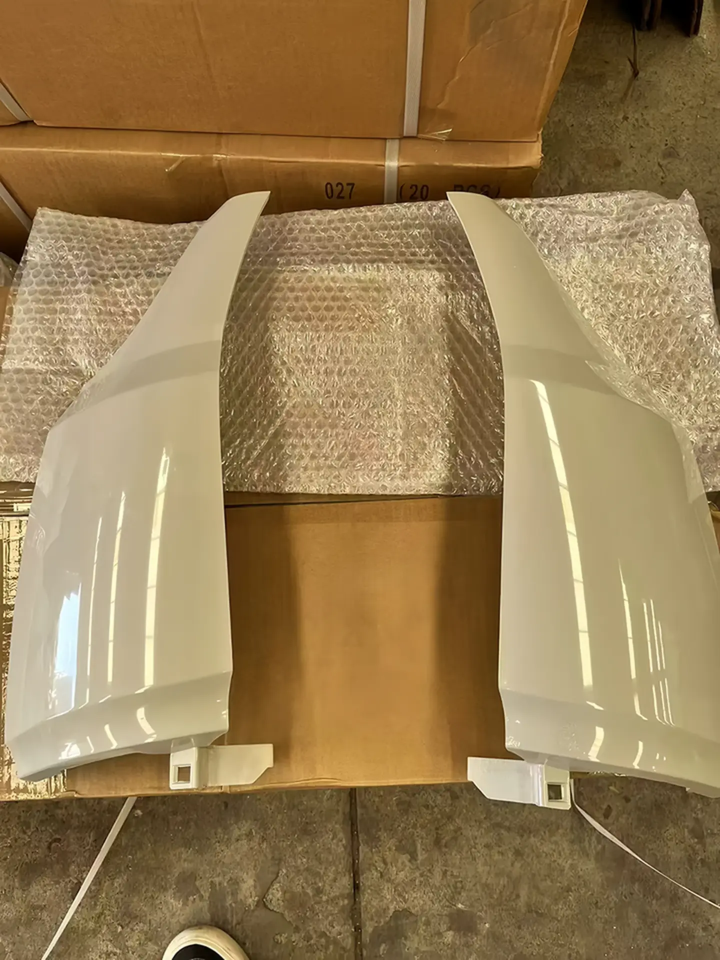 Gray Plastic Corner Panel for Hyundai HD65 / HD78