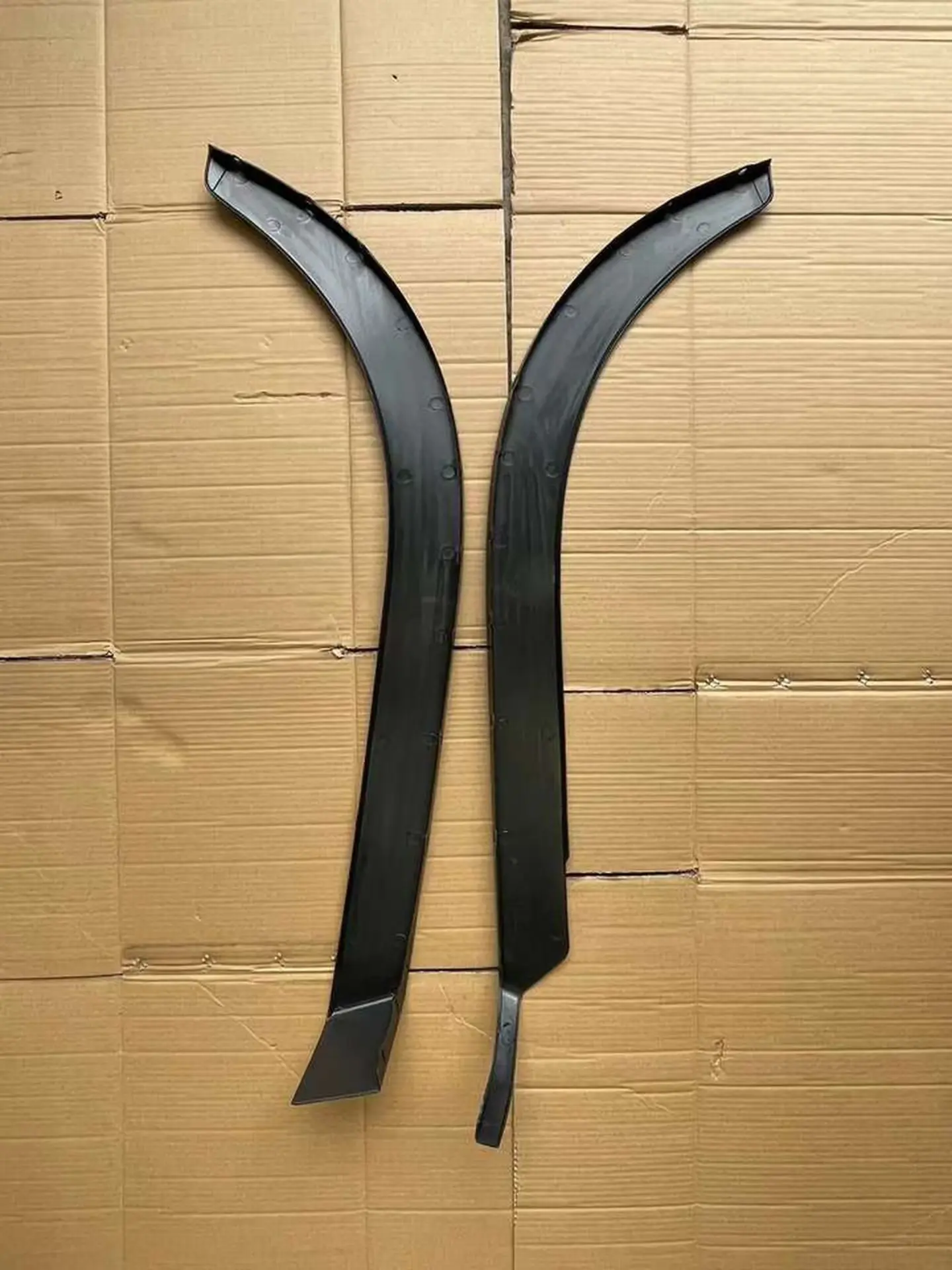 Black Plastic Fender / Mud Flap for Hino Victor