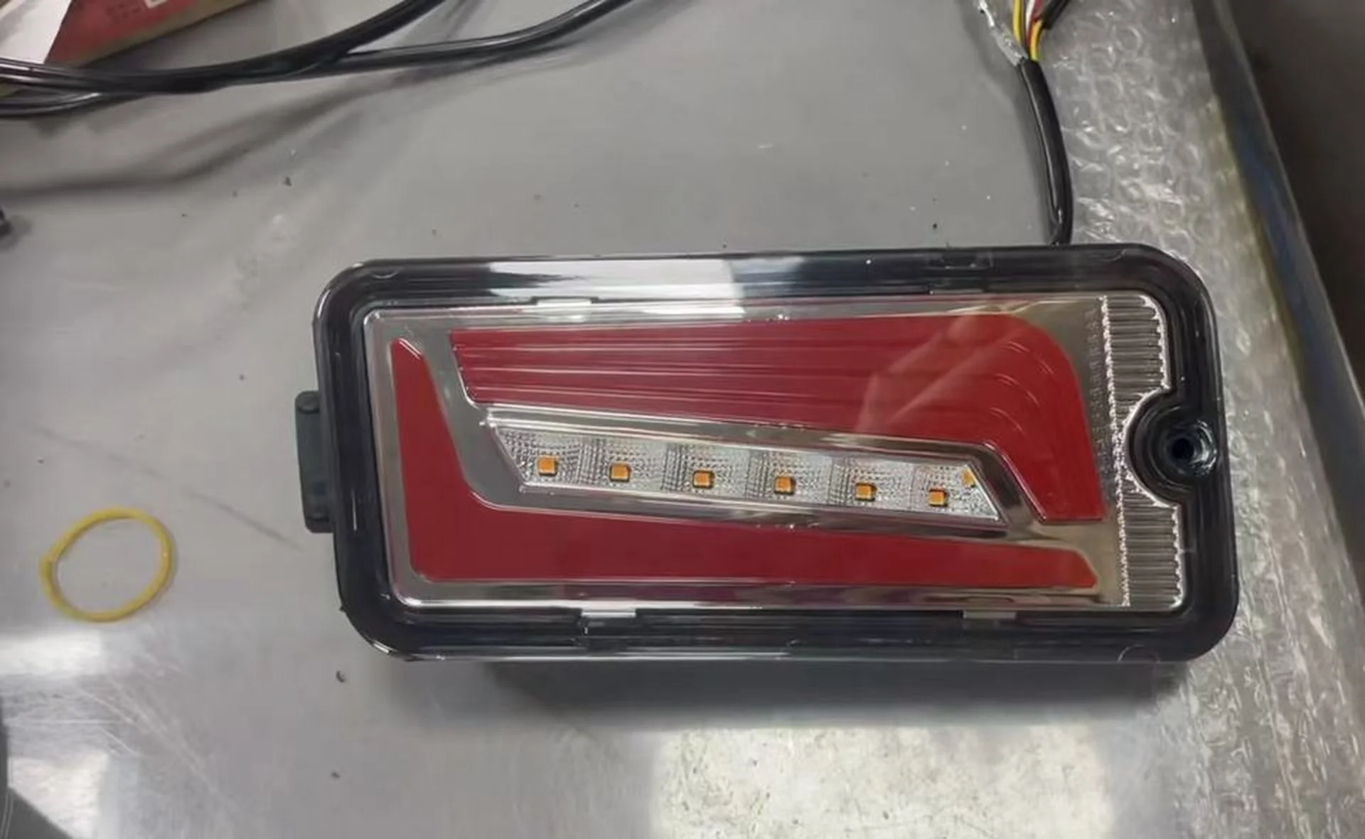 12V24V Black Plastic Tail Light for Daihatsu Hijet