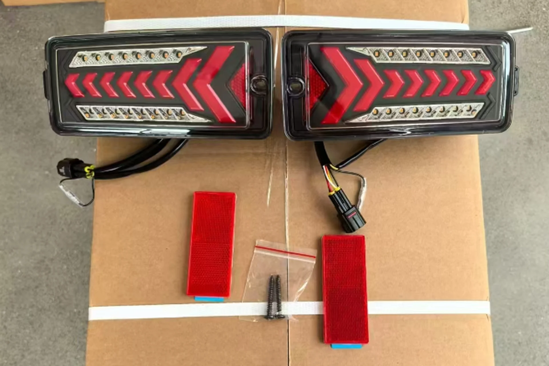12V24V Black ABS Plastic Tail Light for Daihatsu Hijet
