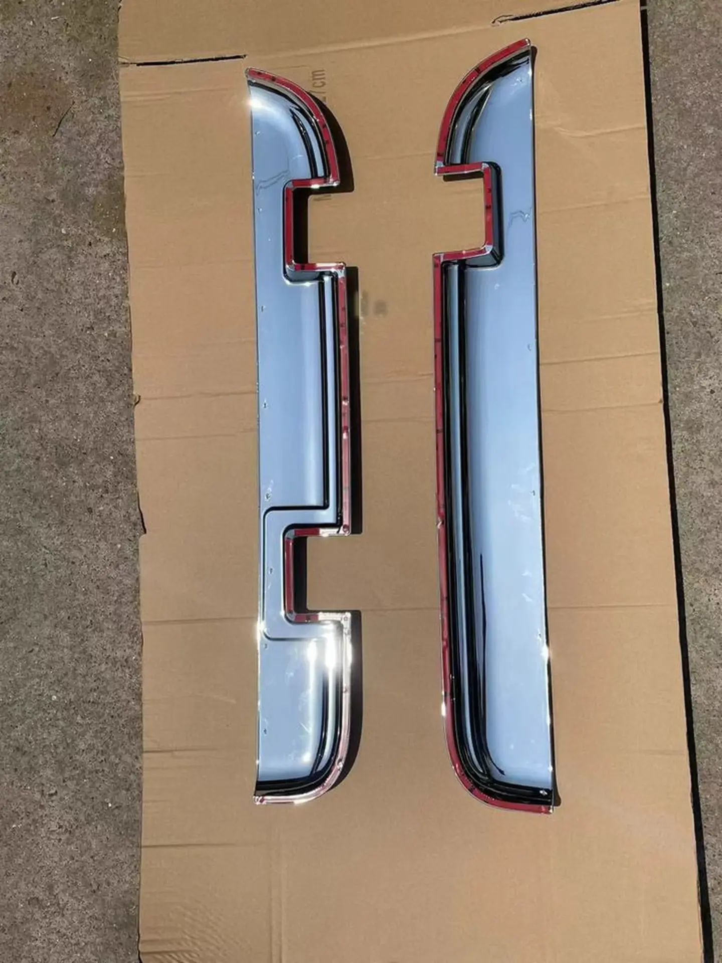 Chrome / Black Plastic Rain Shield / Visor for Hyundai
