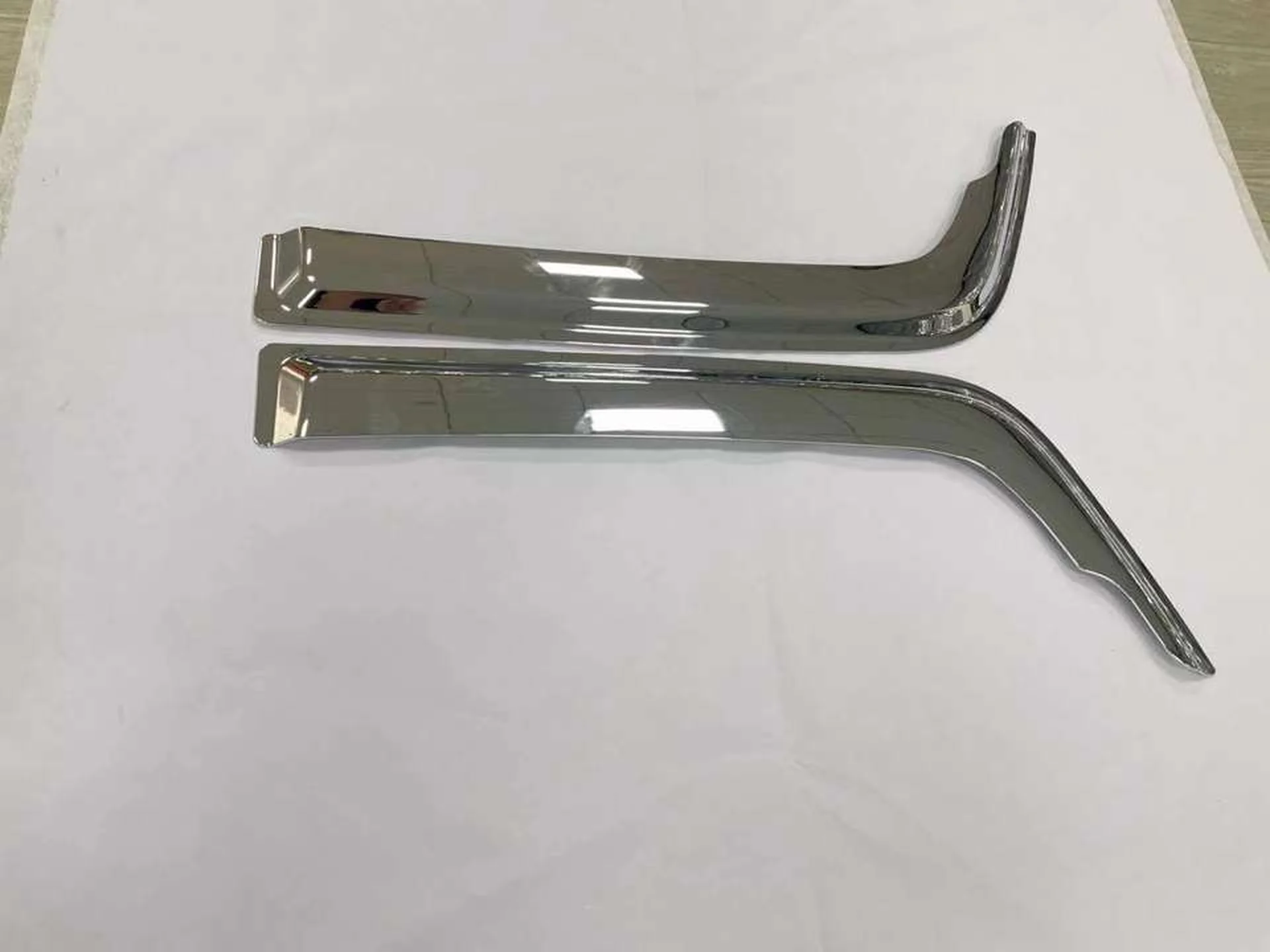 Chrome Plastic Rain Shield / Visor for Mitsubishi FM1524 / FM65F