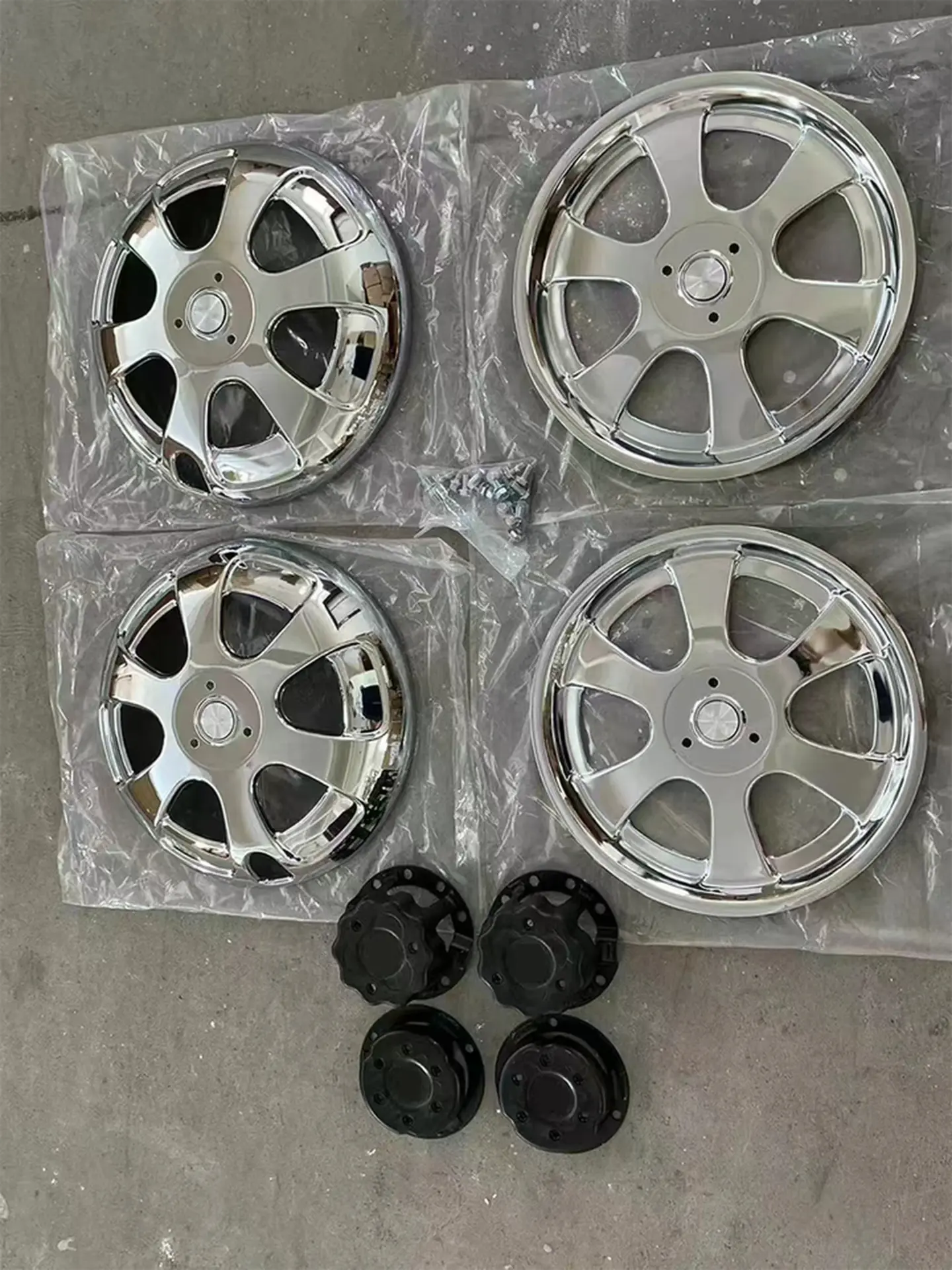 Chrome Stainless Steel / Metal Wheel Cover for Mitsubishi