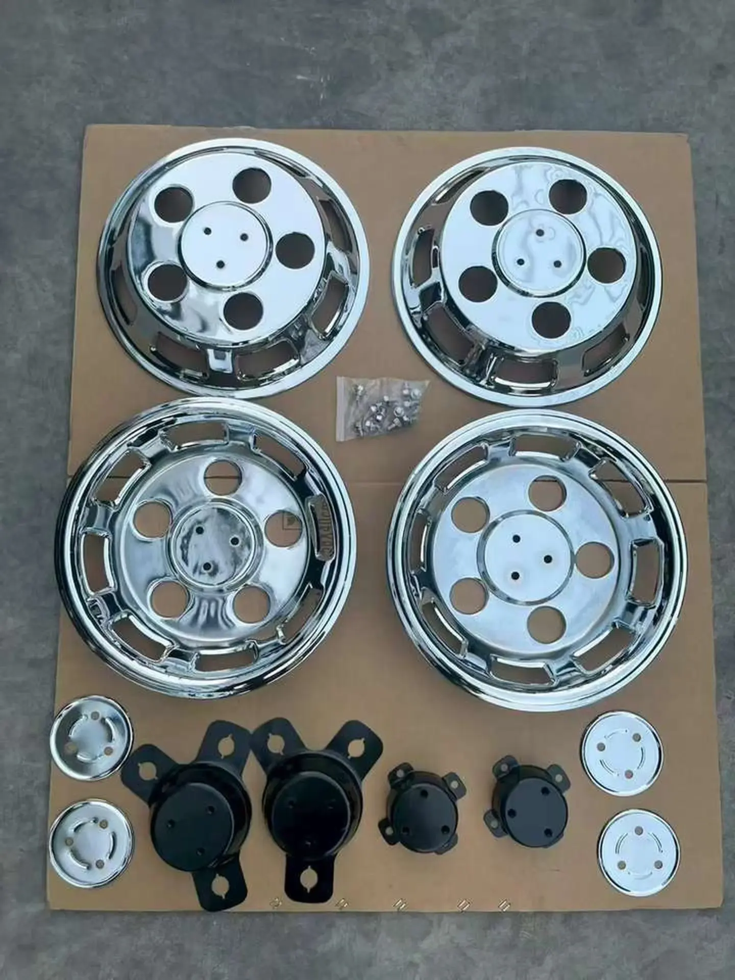 Chrome Stainless Steel / Metal Wheel Cover for Mitsubishi