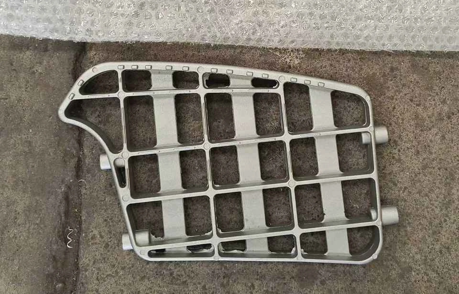 28.5*17*15CM Metal Step Panel for Hino Mega 500