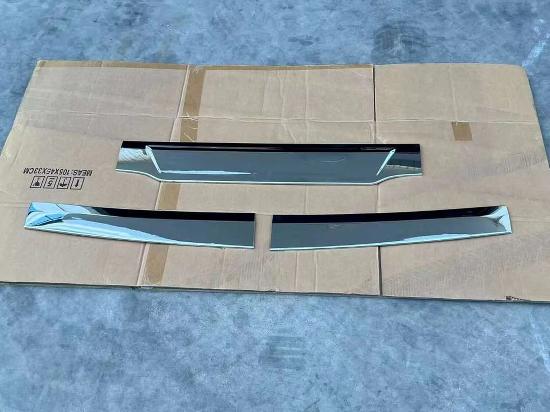 Chrome Plastic Front Panel / Garnish for Hino Mega 700