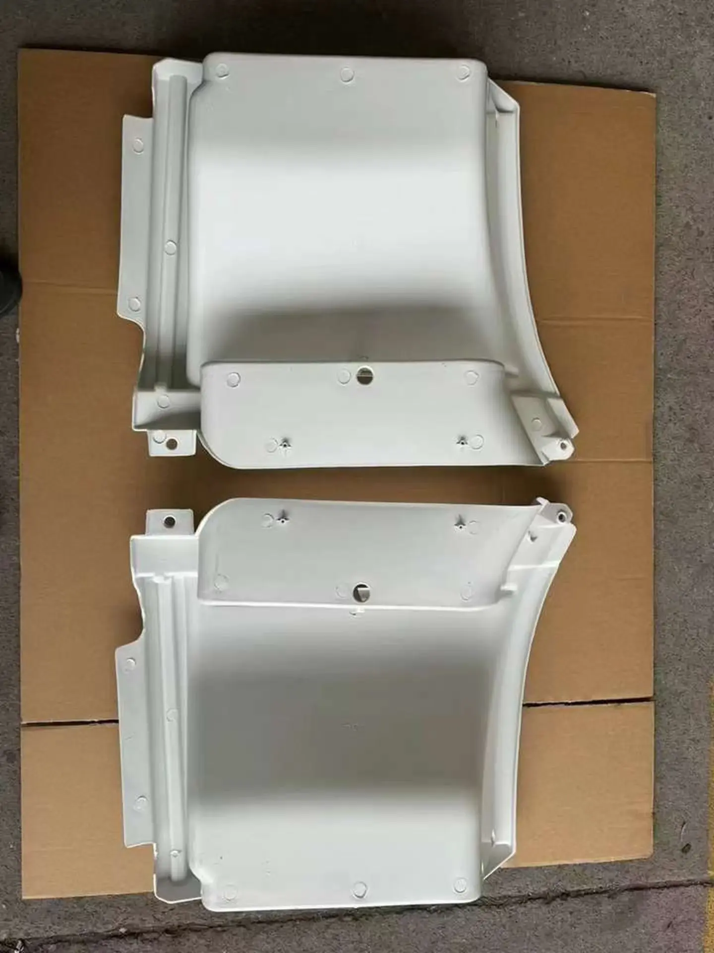 62*55CM White Plastic Step Panel for Hino Profia