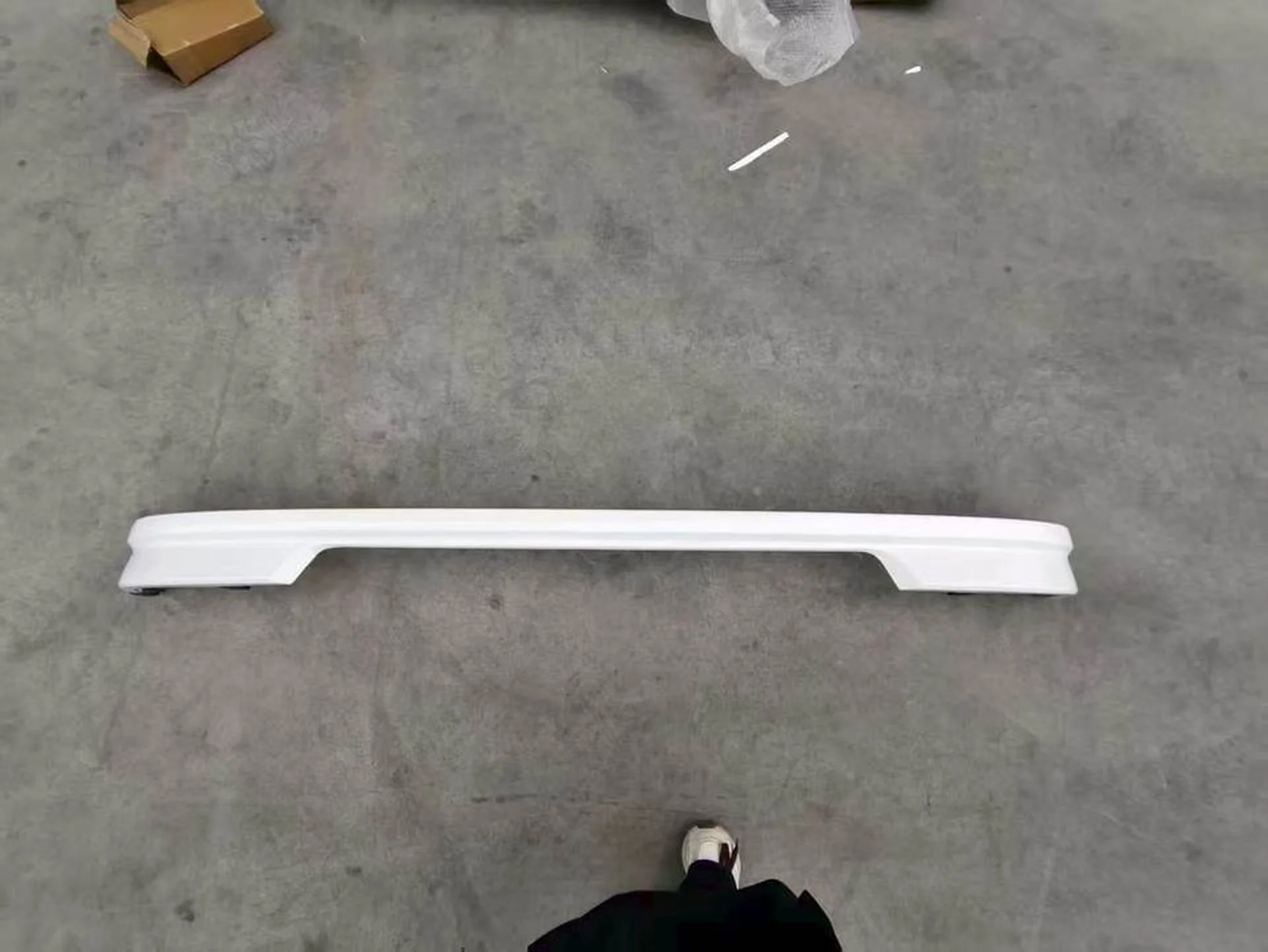 Chrome / White Metal Bumper for Hino FM3M / FM2K