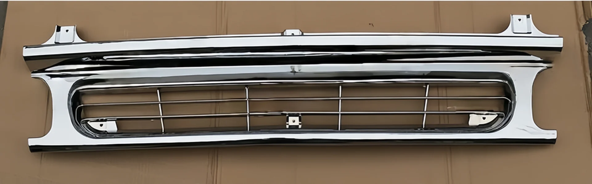115CM Chrome / Gray Plastic Grille for Hino FB4J / FC4J