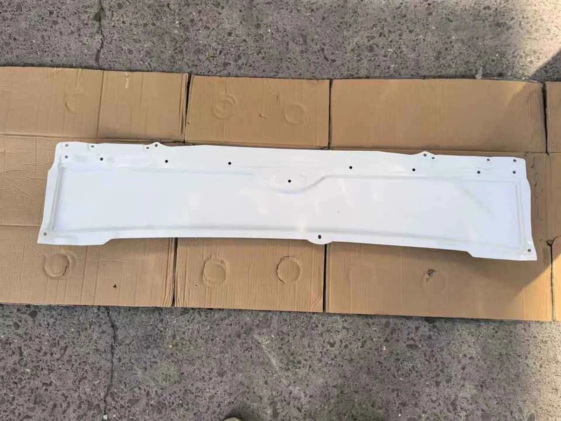 145CM Black / White Metal Front Panel / Garnish for Hino 300 Dutro