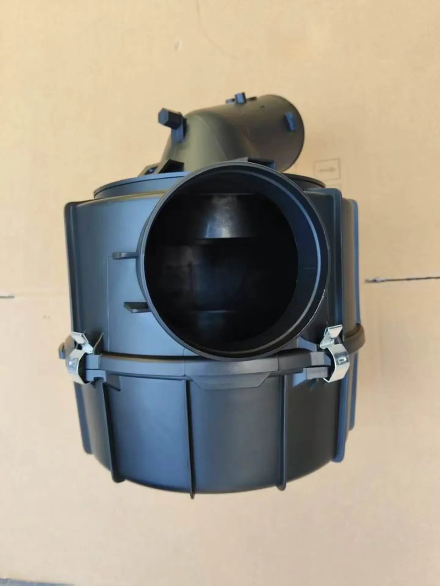 Black Plastic Air Filter Cover for Hino 300 Dutro