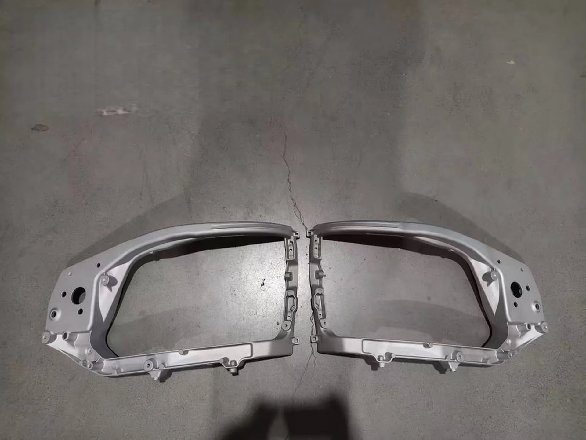 36*63CM Metal Head Lamp for Hino Dominator 500 / New 500