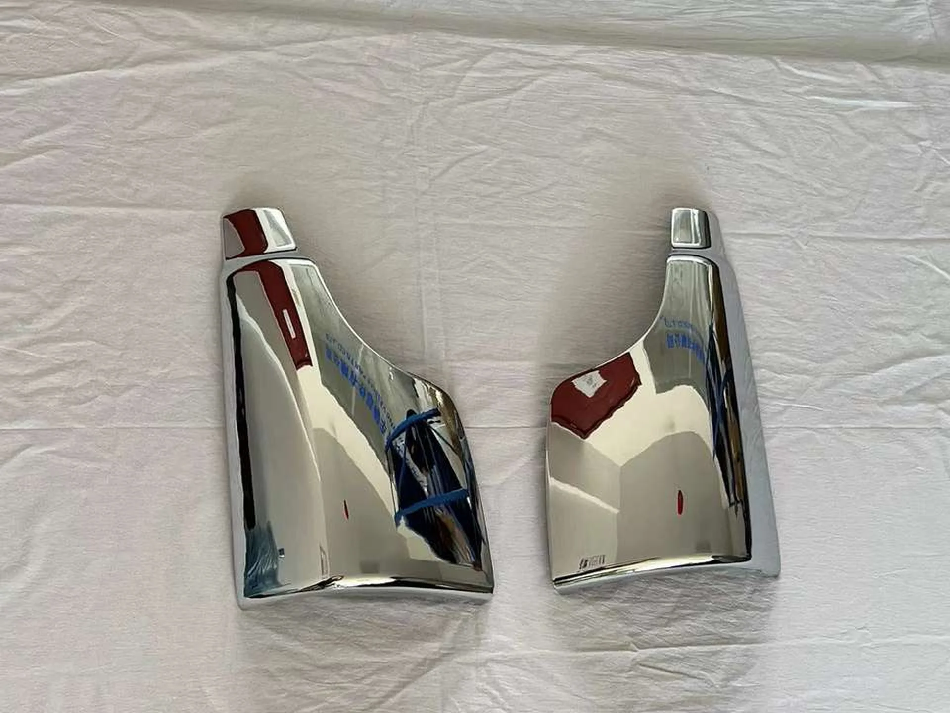 Chrome Plastic Corner Panel for Isuzu NPR 100P