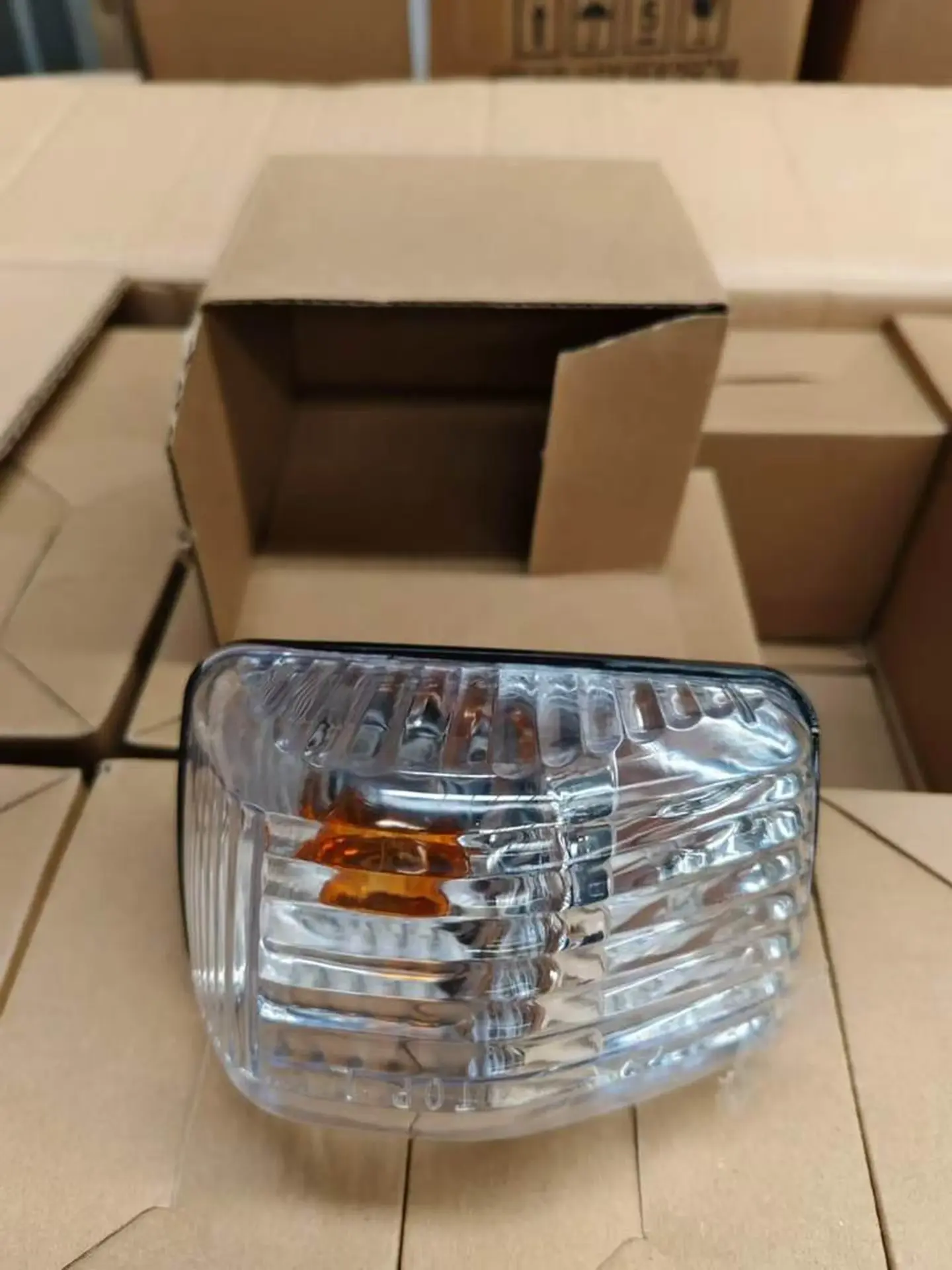 7*11CM Plastic Side Marker Lamp for Isuzu Giga 2017
