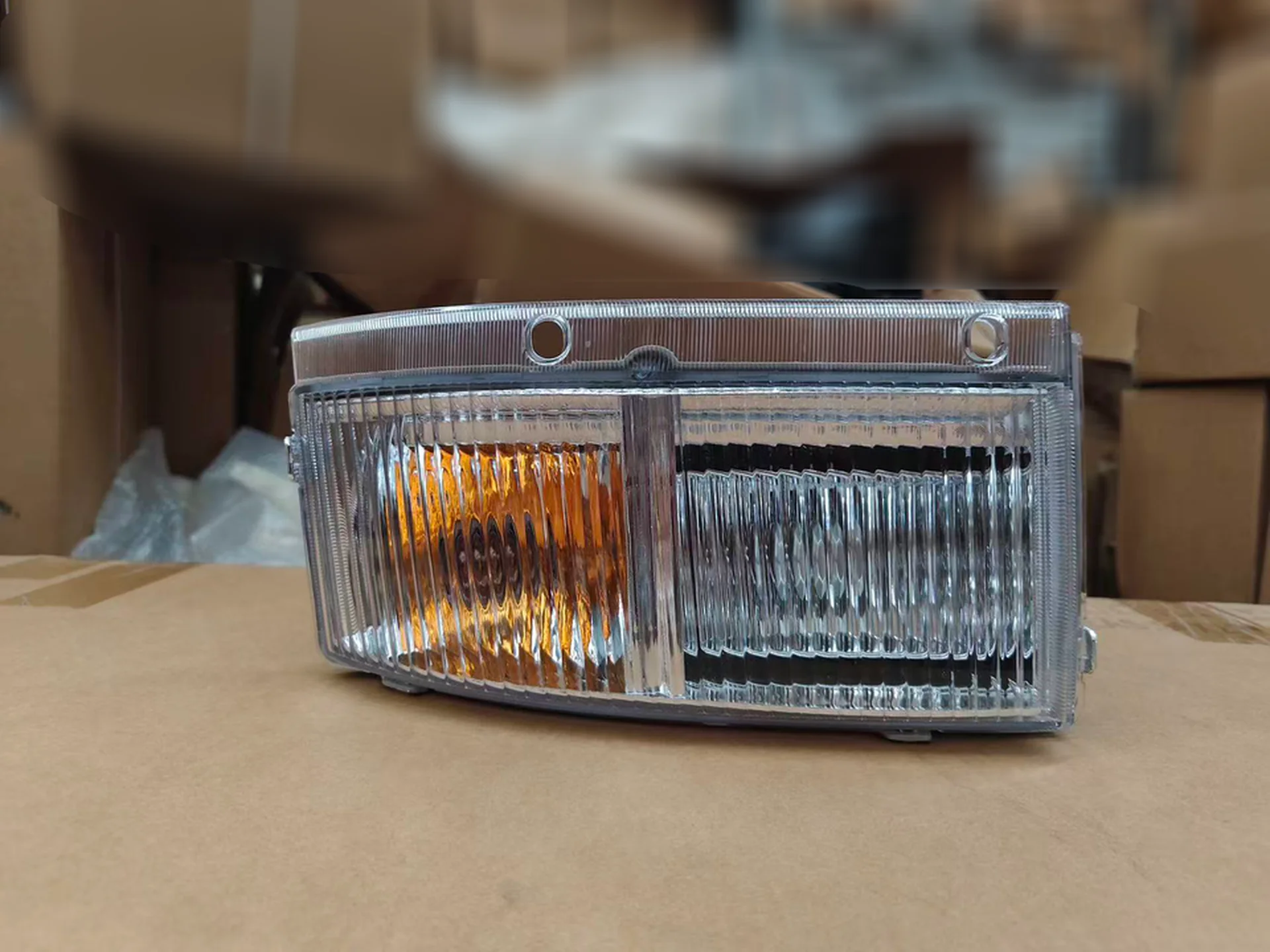 Plastic Fog Lamp for Isuzu Giga 2017