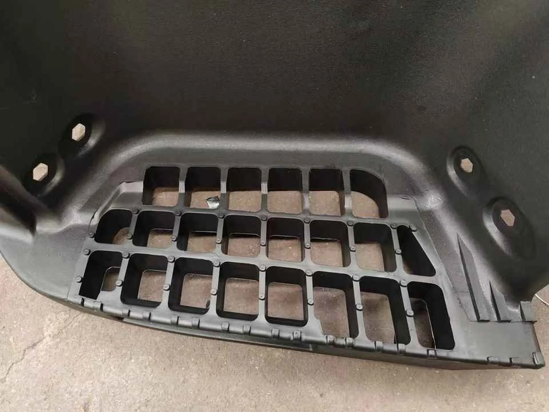 Black Plastic Step Panel for Isuzu Forward / FRR