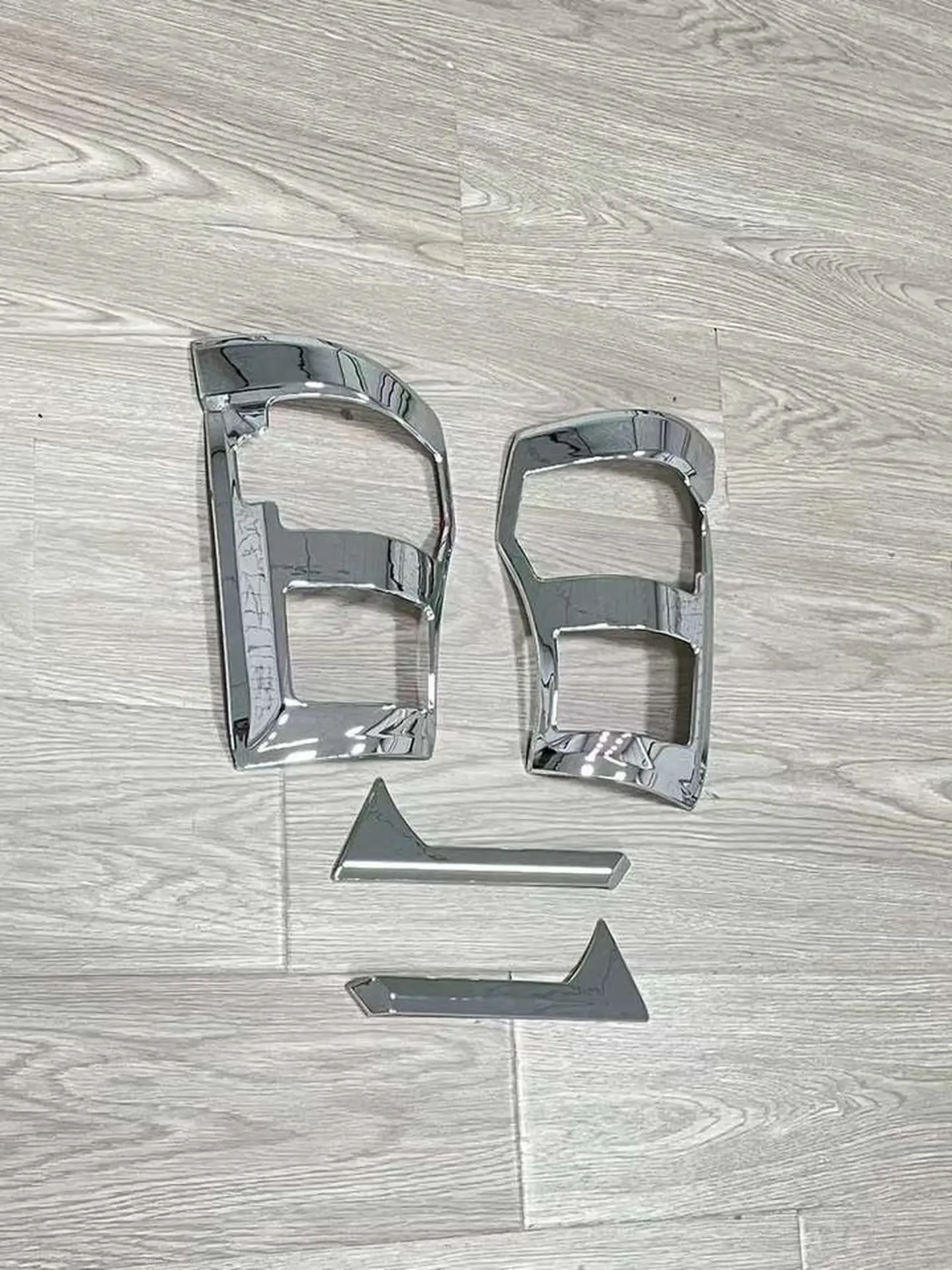 Chrome Plastic Corner Lamp for Isuzu NQR 600P