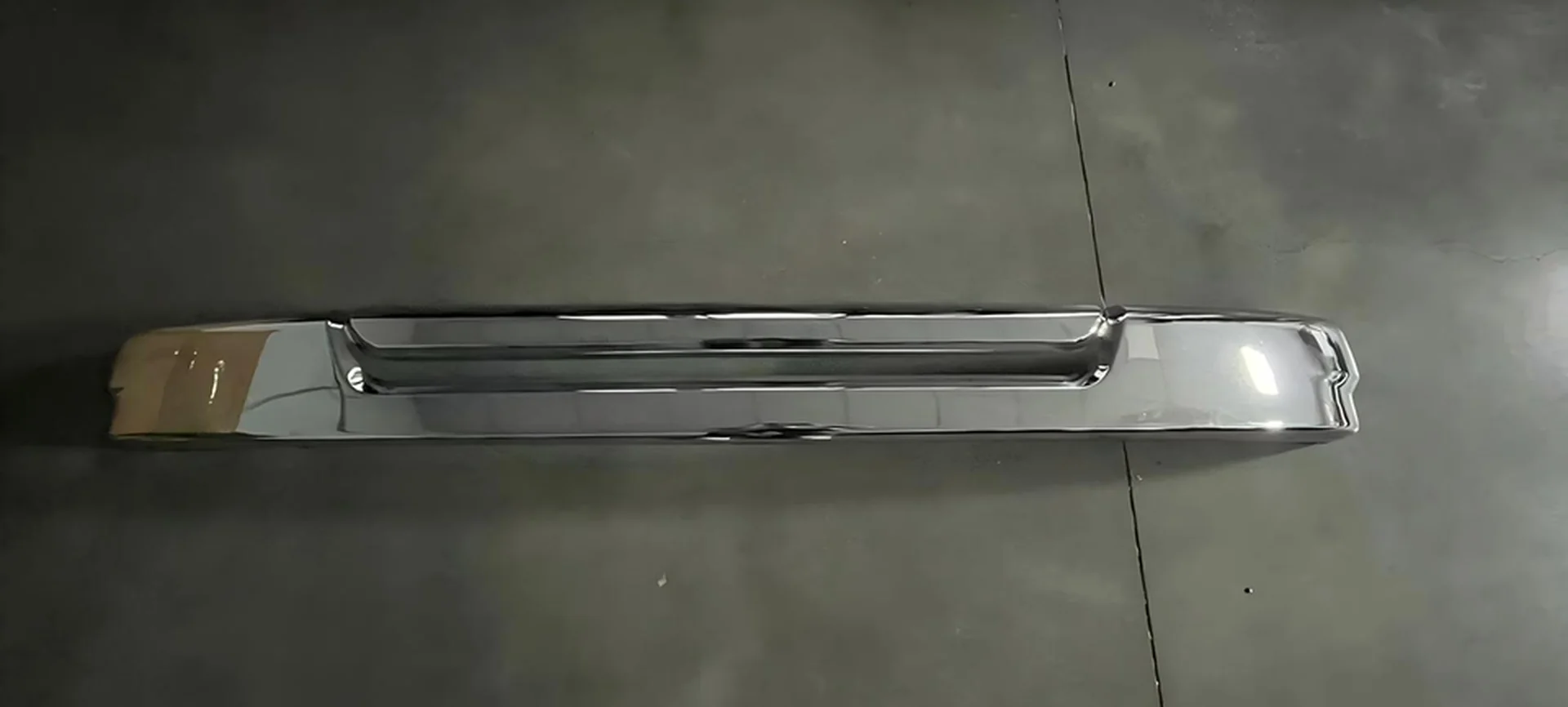 220CM Chrome Metal Bumper for Isuzu Deca 270/320