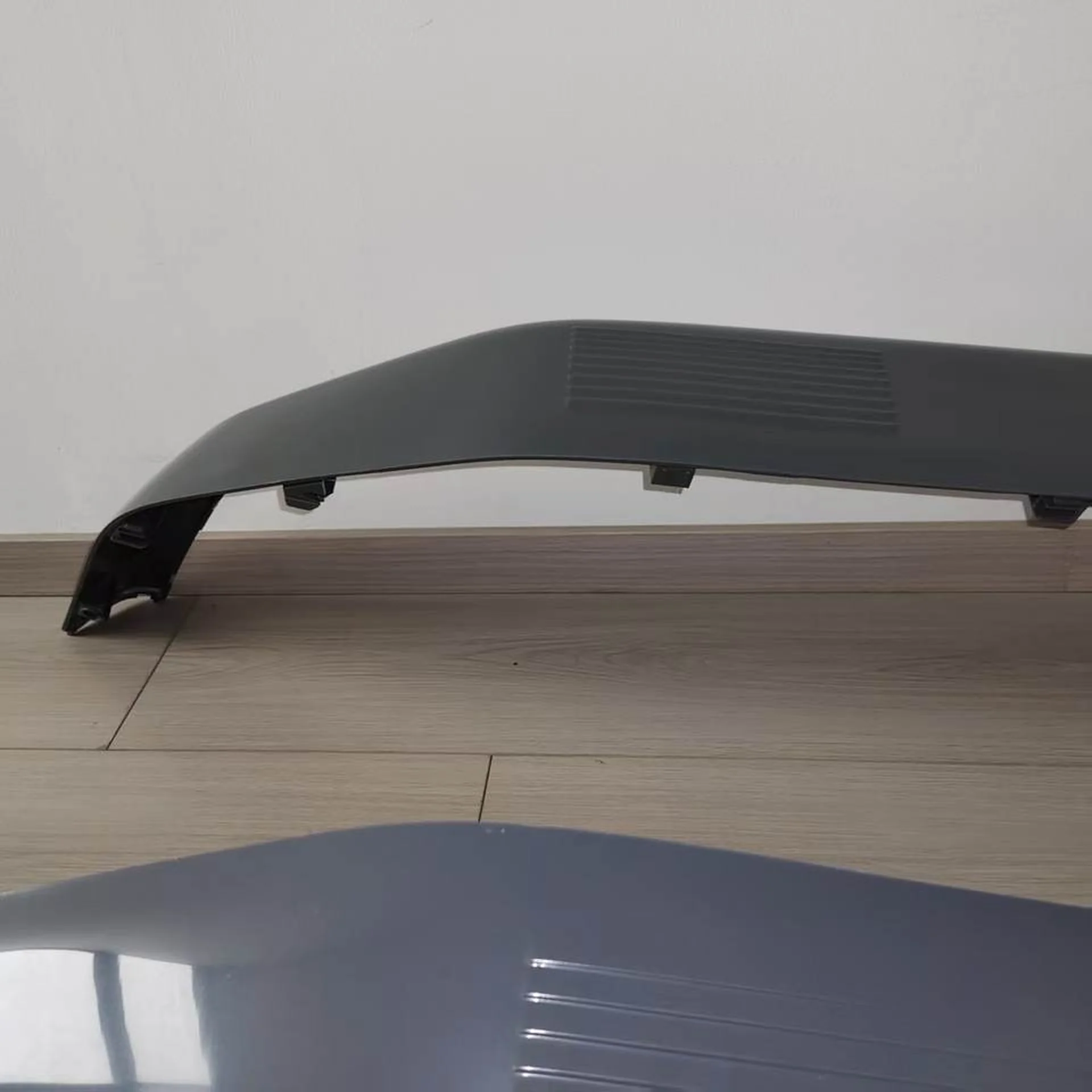 144CM Gray Plastic Fender / Mud Flap for Mitsubishi FN627 / FM617