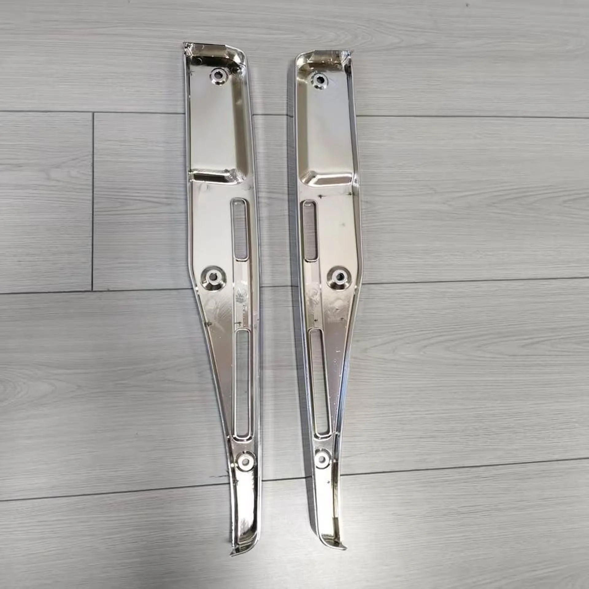 55CM Chrome Plastic Bumper for Mitsubishi Fuso F380