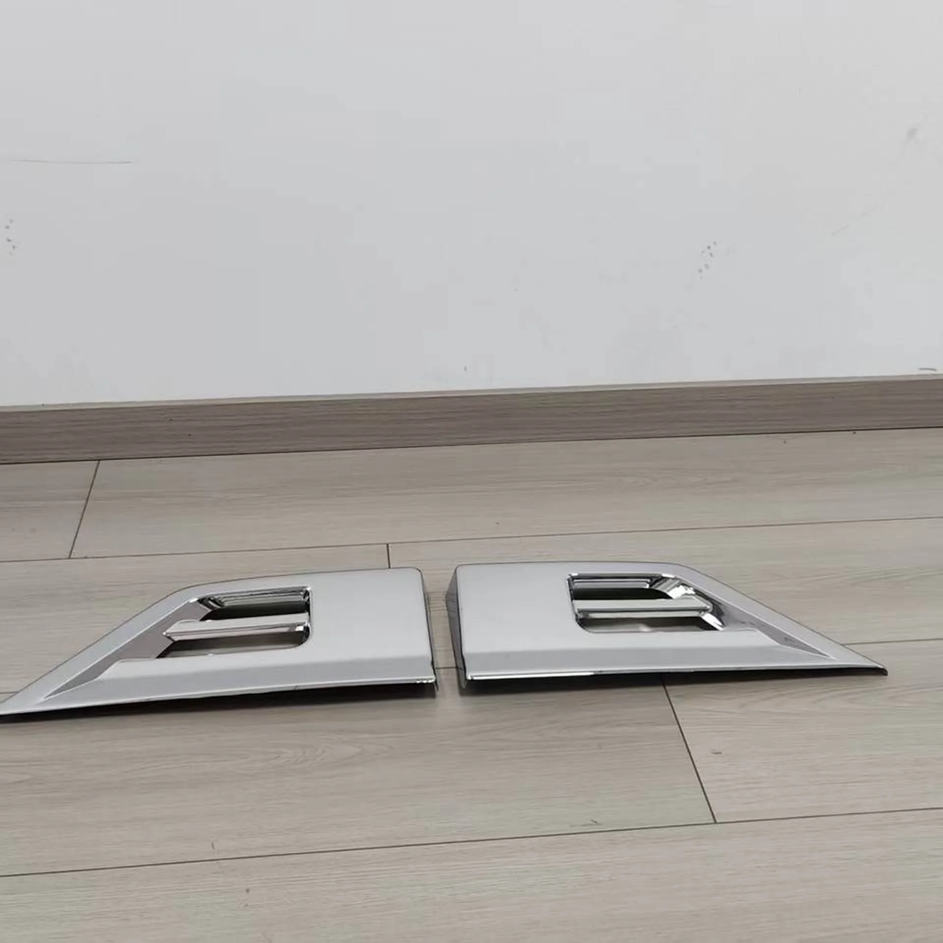 Chrome Plastic Step Panel for Mitsubishi FM1524 / FM65F
