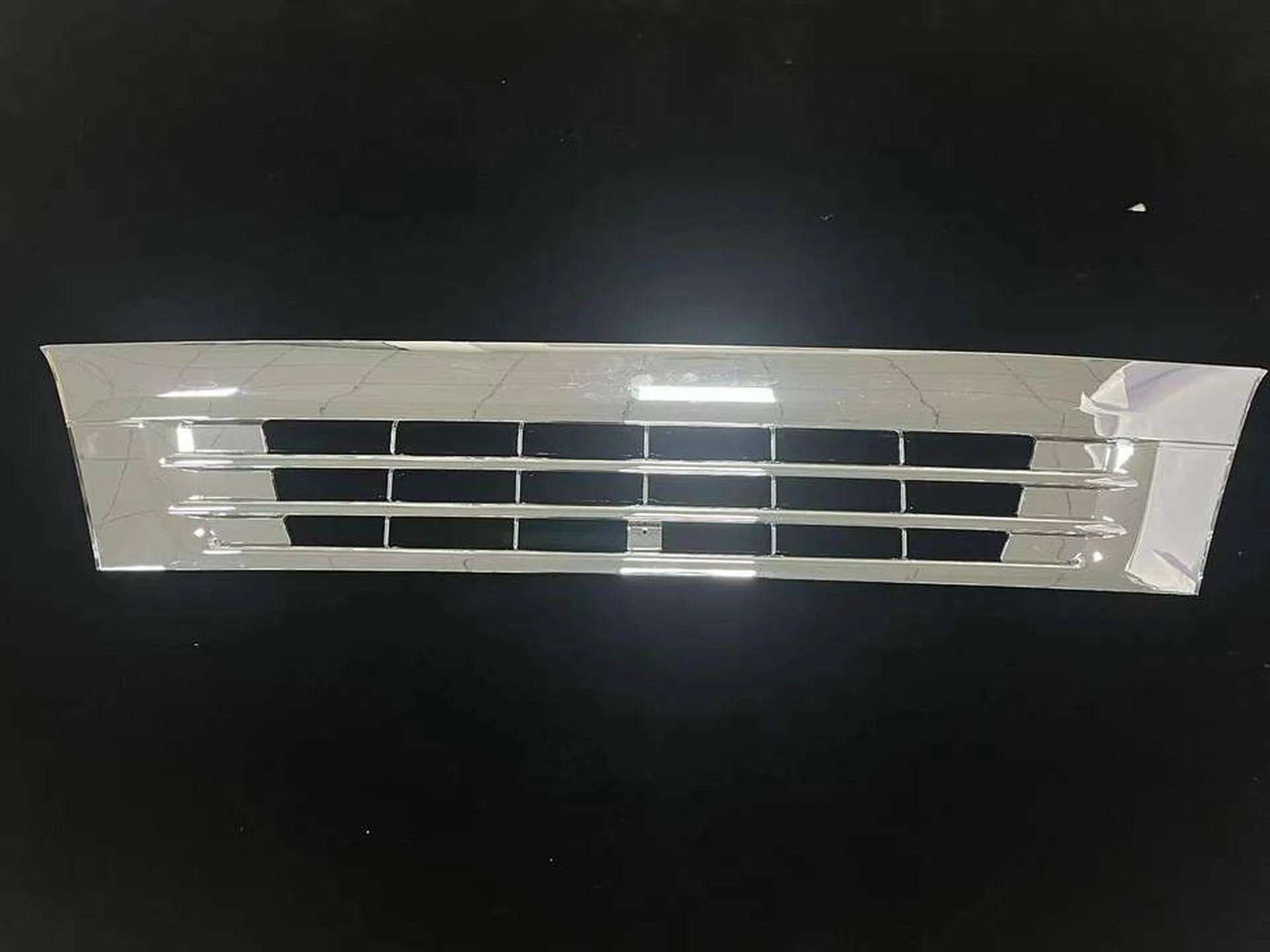 Chrome Plastic Grille for Mitsubishi Canter 2007