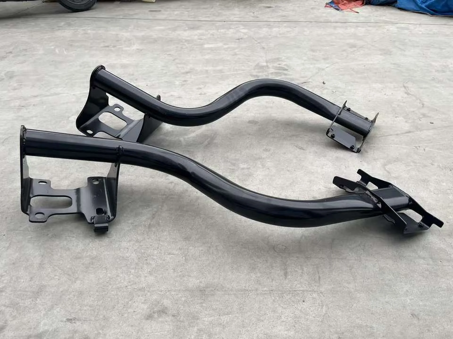 85CM Black Metal Step Panel for Hino Victor