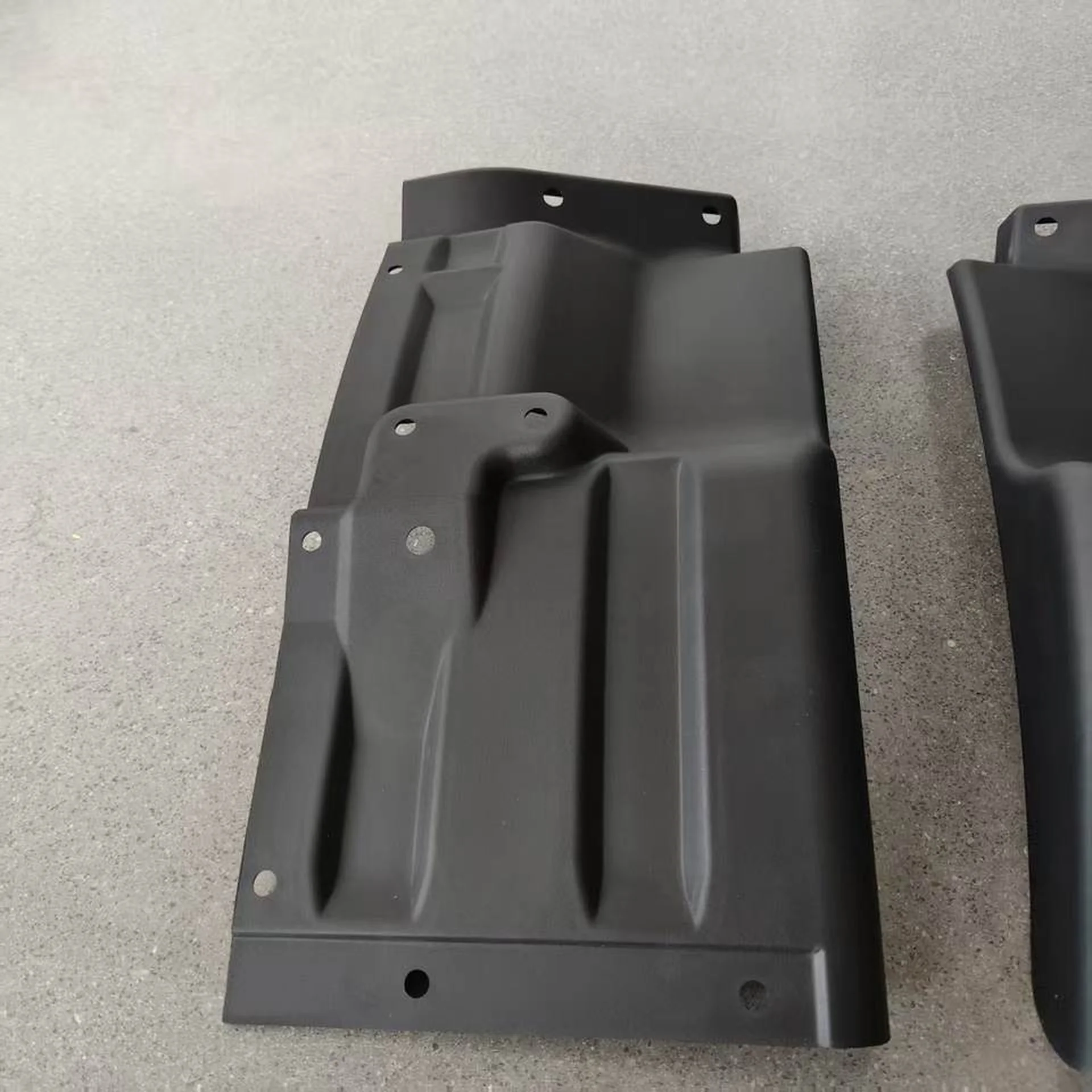23*46CM Black / Gray Plastic Fender / Mud Flap for Mitsubishi FE647 / FE511
