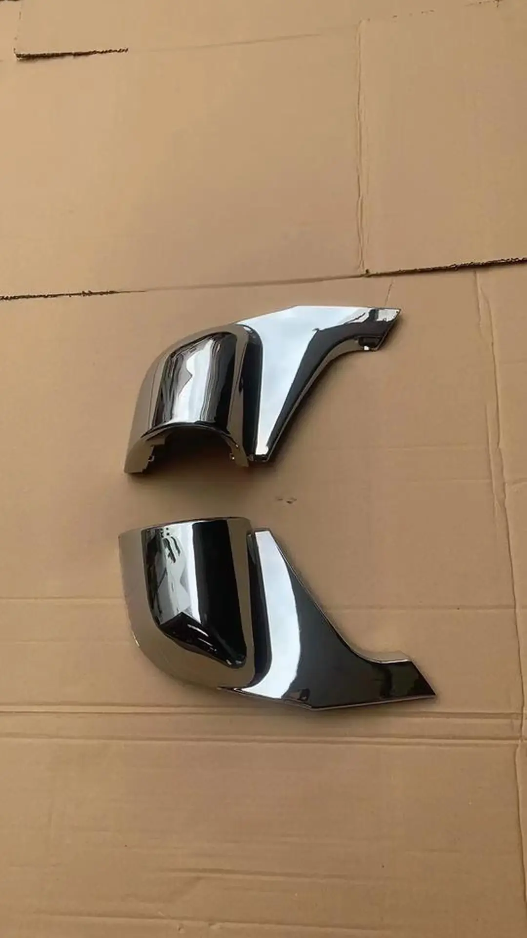 Chrome / Black Plastic Mirror / Mirror Cover for Mitsubishi Fuso 2020