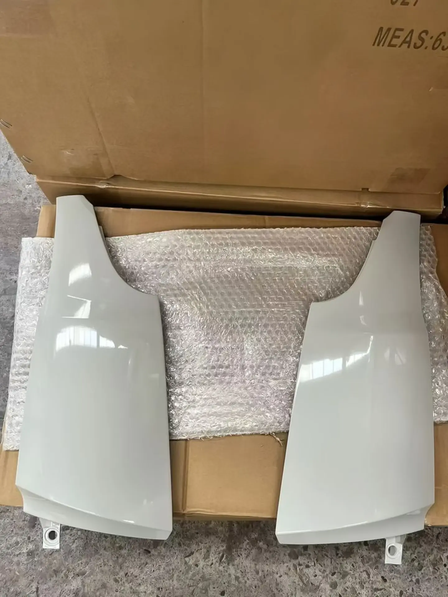 Gray Plastic Corner Panel for Hyundai