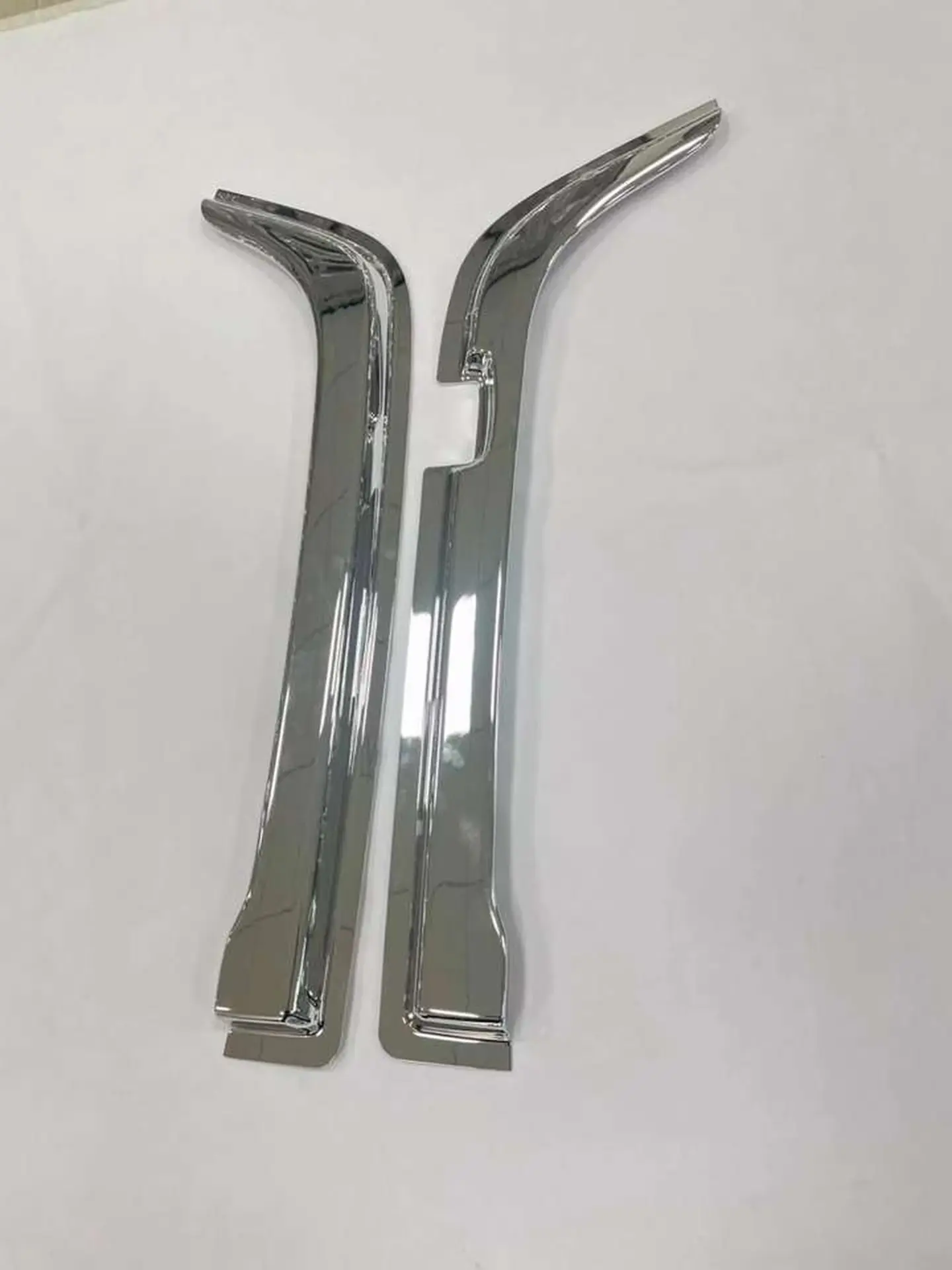 Chrome Plastic Rain Shield / Visor for Mitsubishi FN627 / FM617